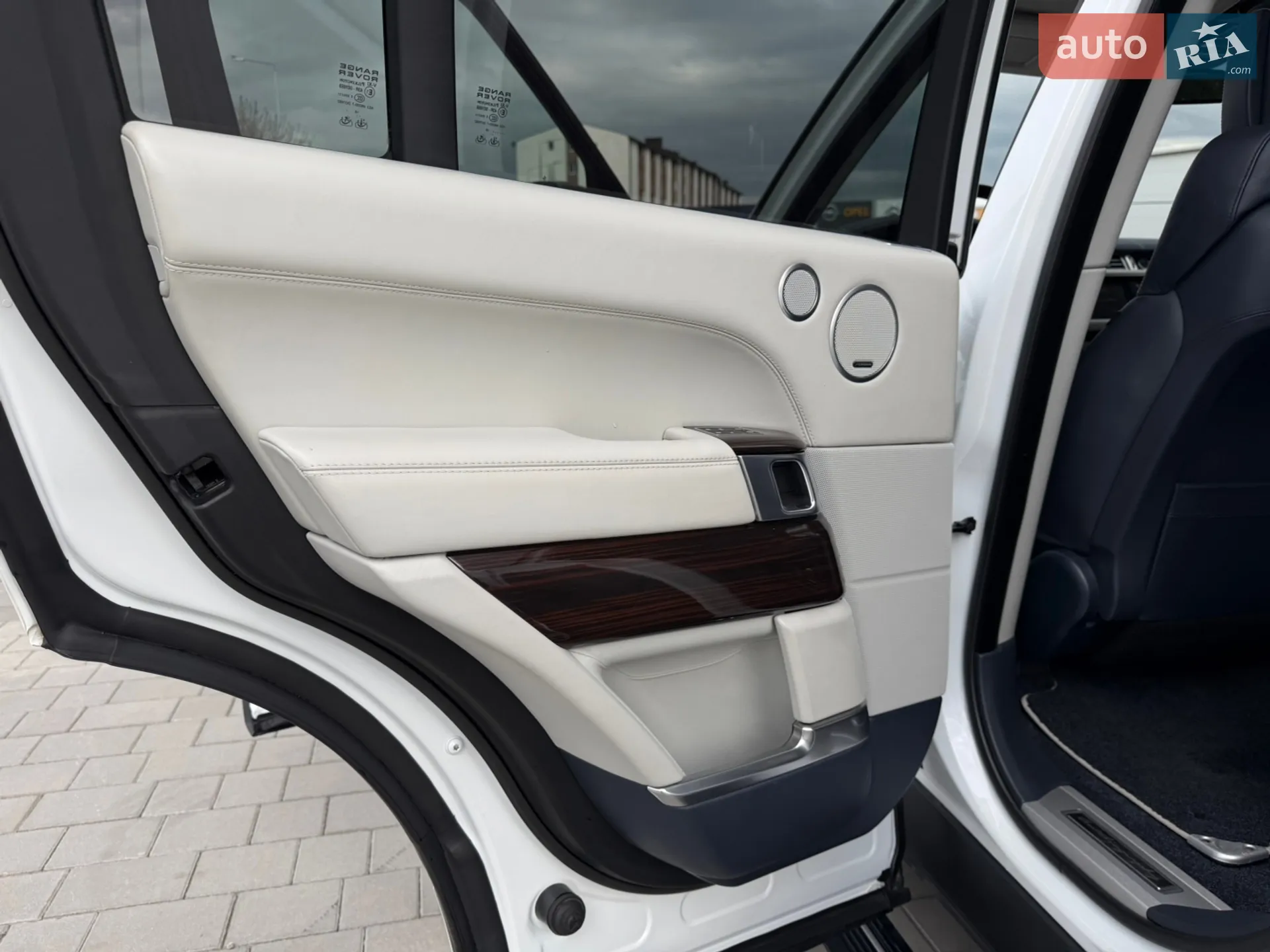 2016 Land Rover Range Rover - мініатюра 35
