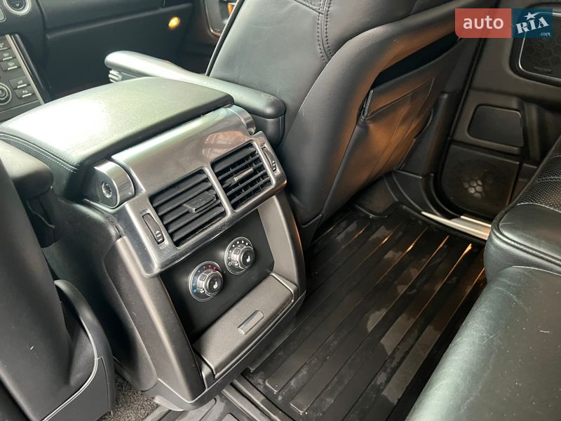 Внедорожник / Кроссовер Land Rover Range Rover 2010 в Чернигове