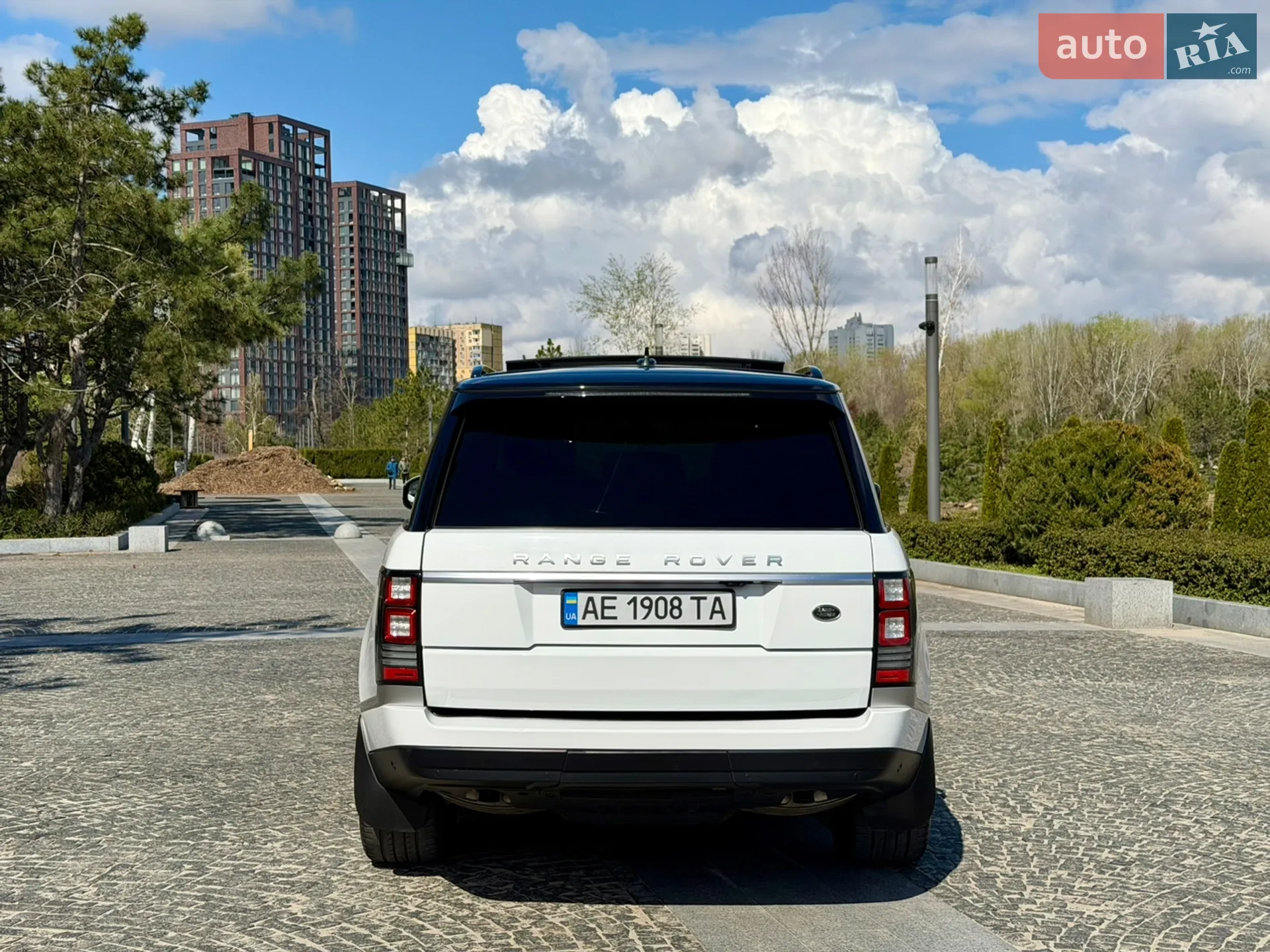 2015 Land Rover Range Rover - мініатюра 17