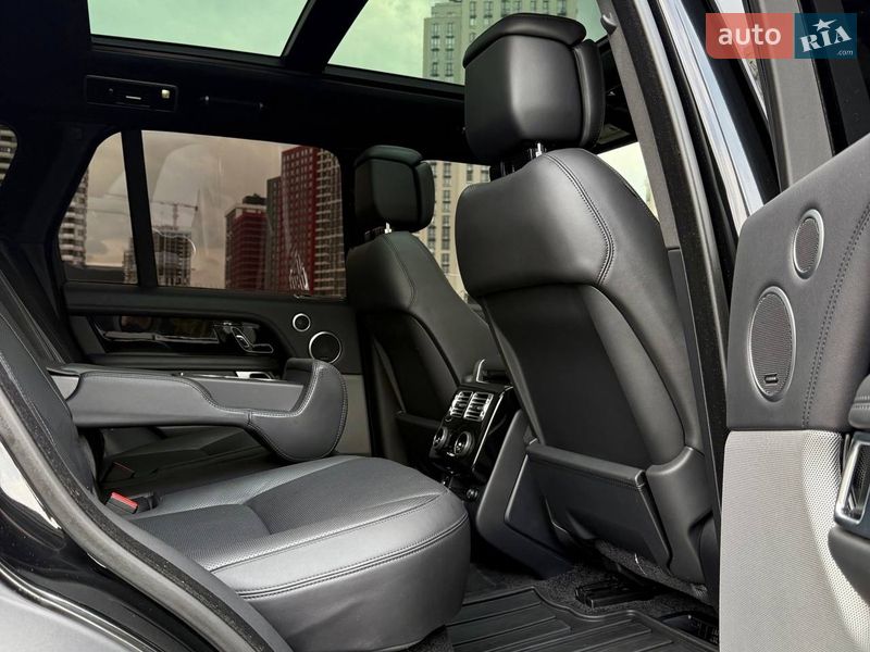 Внедорожник / Кроссовер Land Rover Range Rover 2018 в Киеве