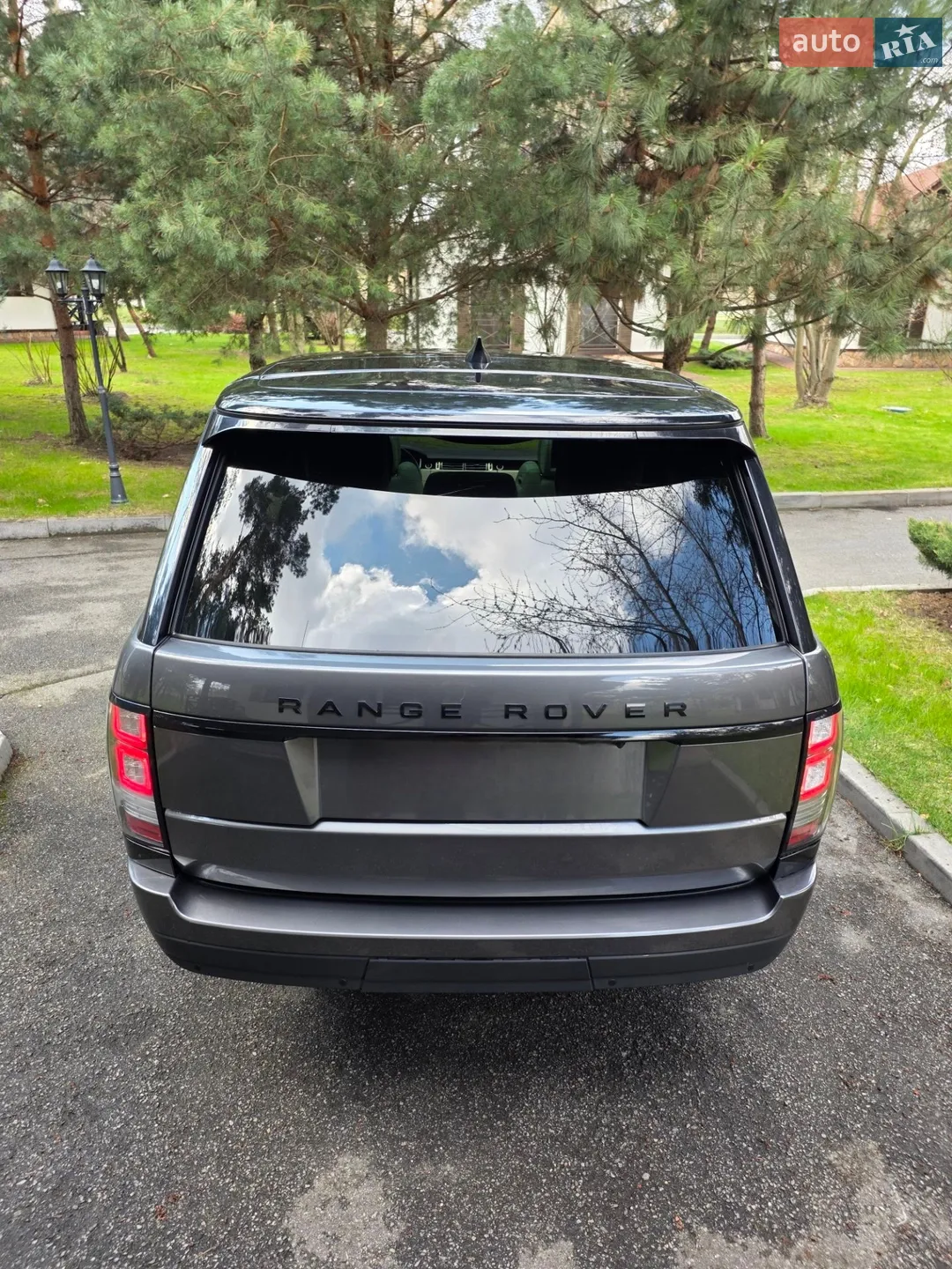 2017 Land Rover Range Rover - мініатюра 3