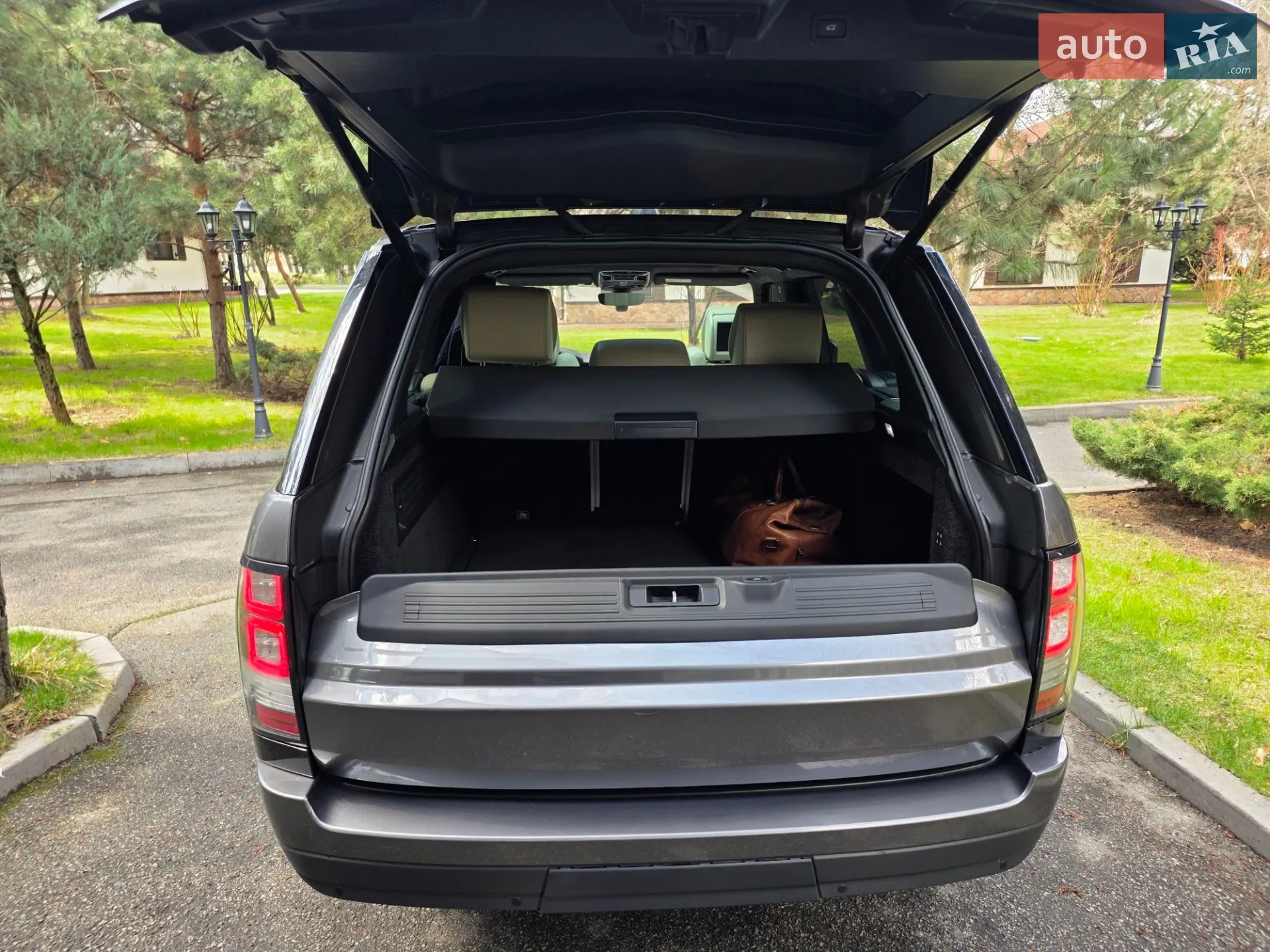 2017 Land Rover Range Rover - мініатюра 18