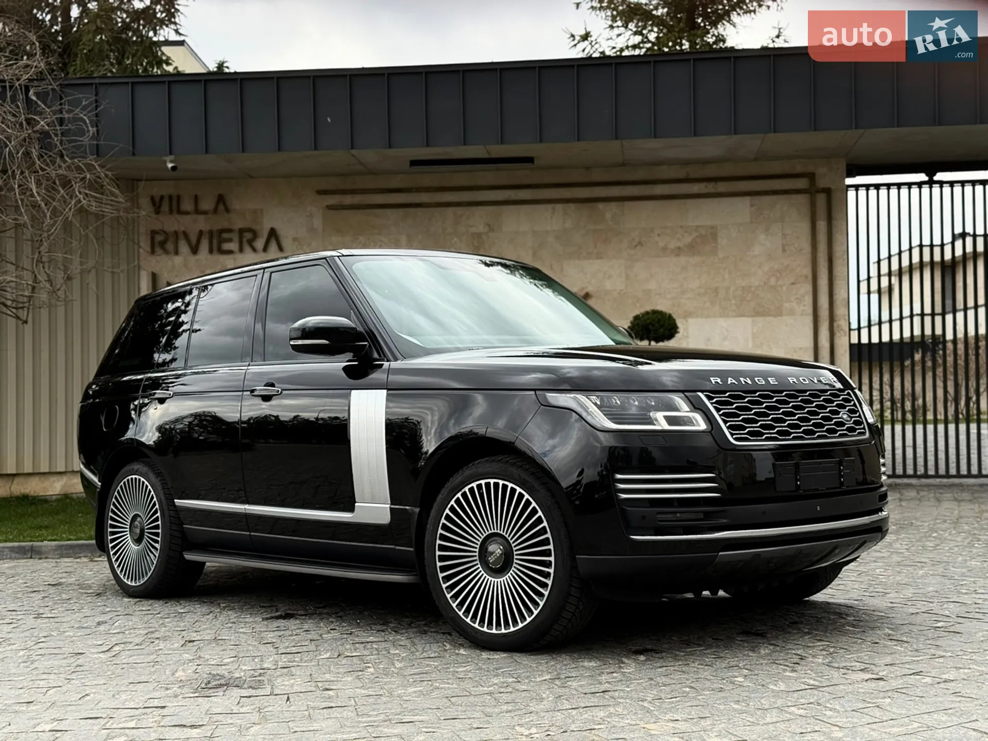 2018 Land Rover Range Rover - мініатюра 3