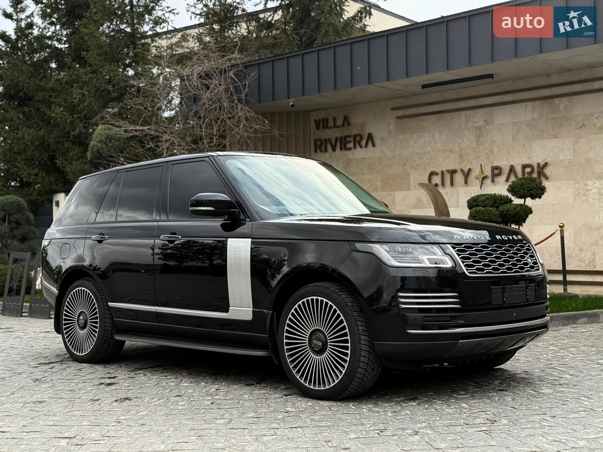 2018 Land Rover Range Rover - мініатюра 26