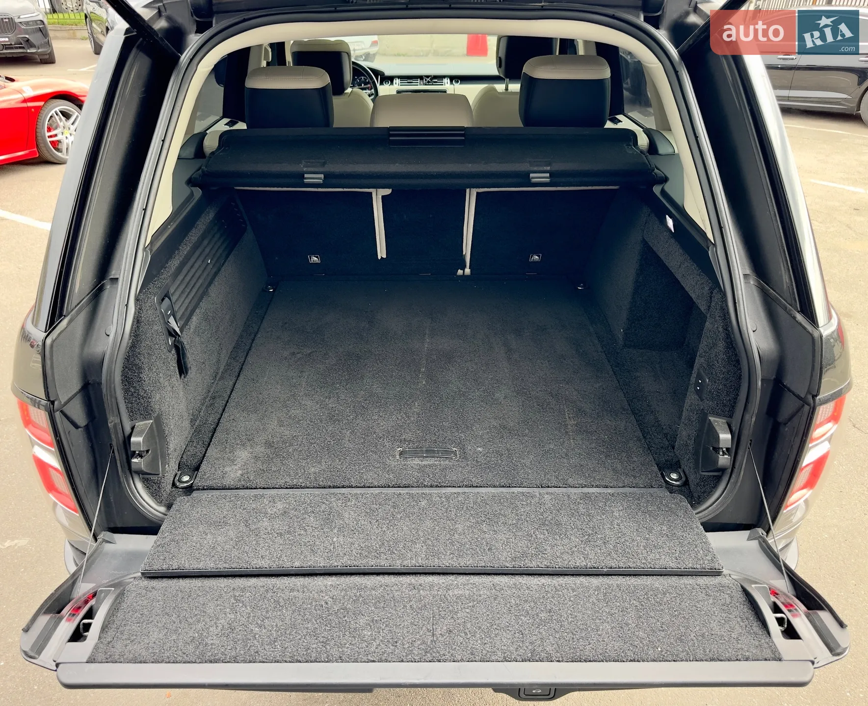 2018 Land Rover Range Rover - мініатюра 9