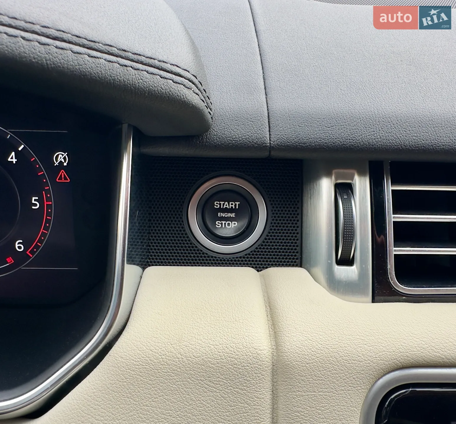 2018 Land Rover Range Rover - мініатюра 33