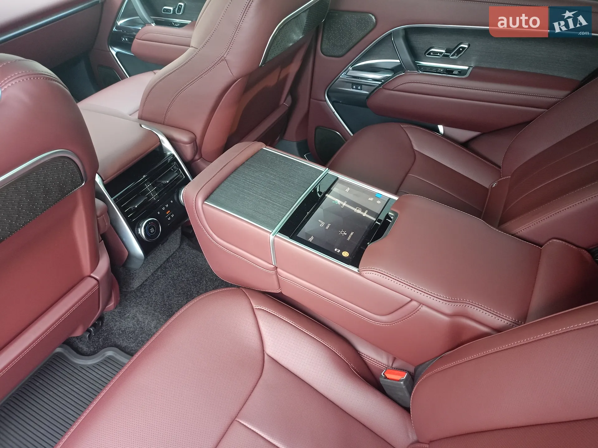 2025 Land Rover Range Rover - мініатюра 19