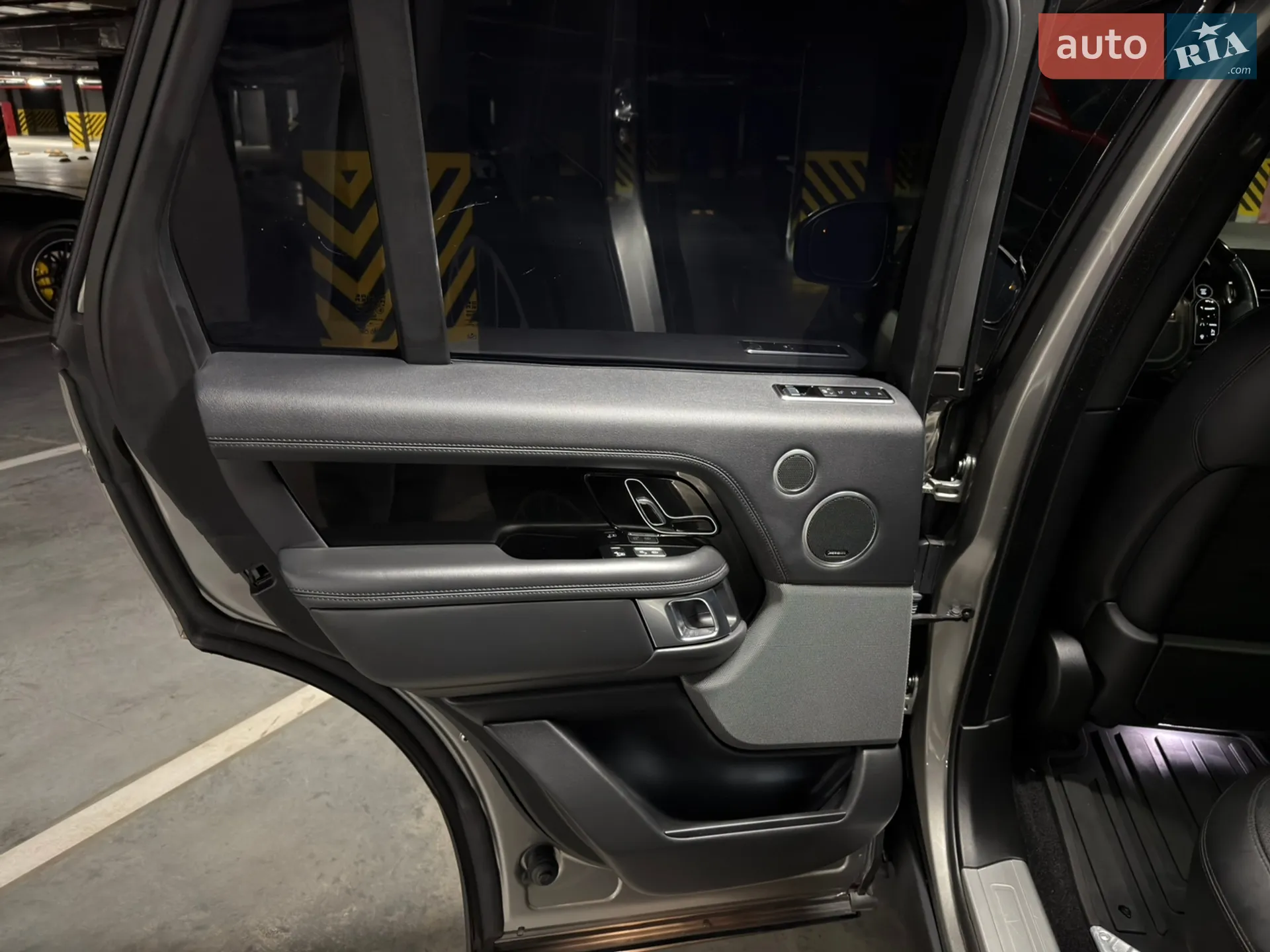 2018 Land Rover Range Rover - мініатюра 49