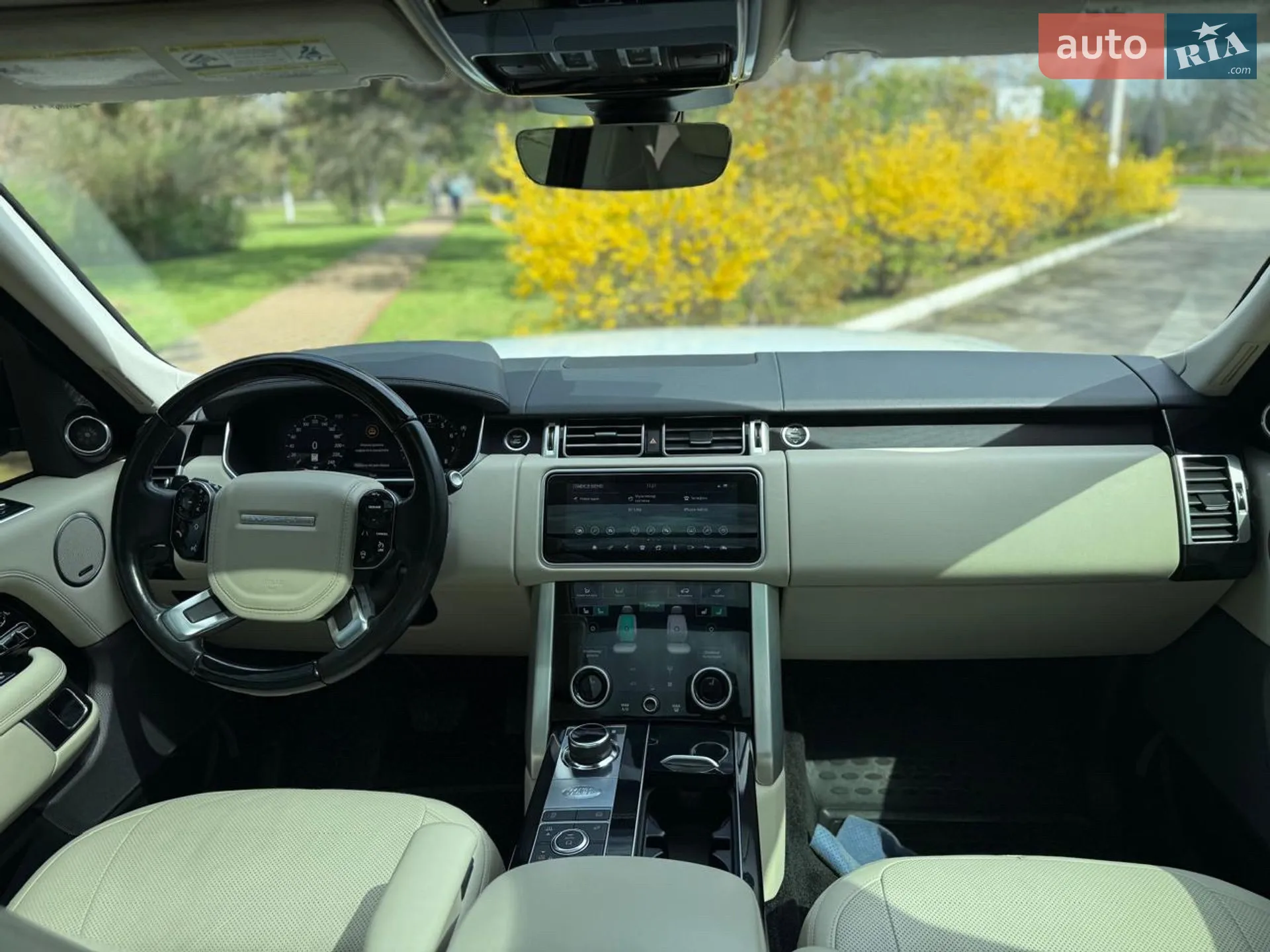 2018 Land Rover Range Rover - мініатюра 28