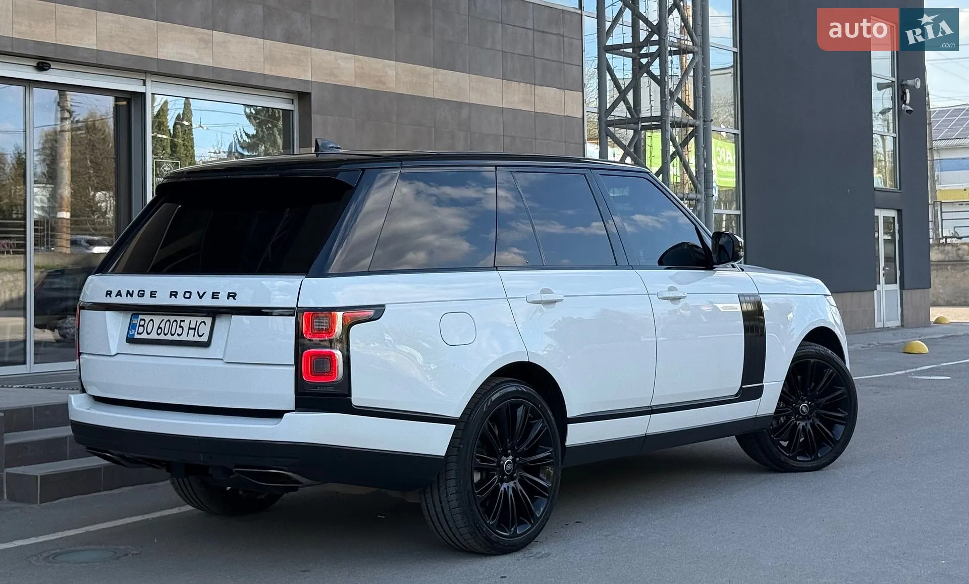 2018 Land Rover Range Rover - мініатюра 18