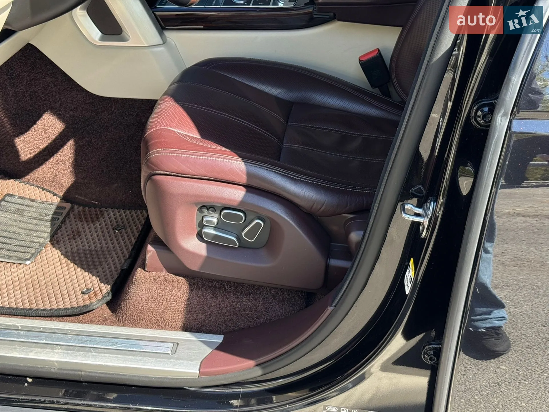 2013 Land Rover Range Rover - мініатюра 21