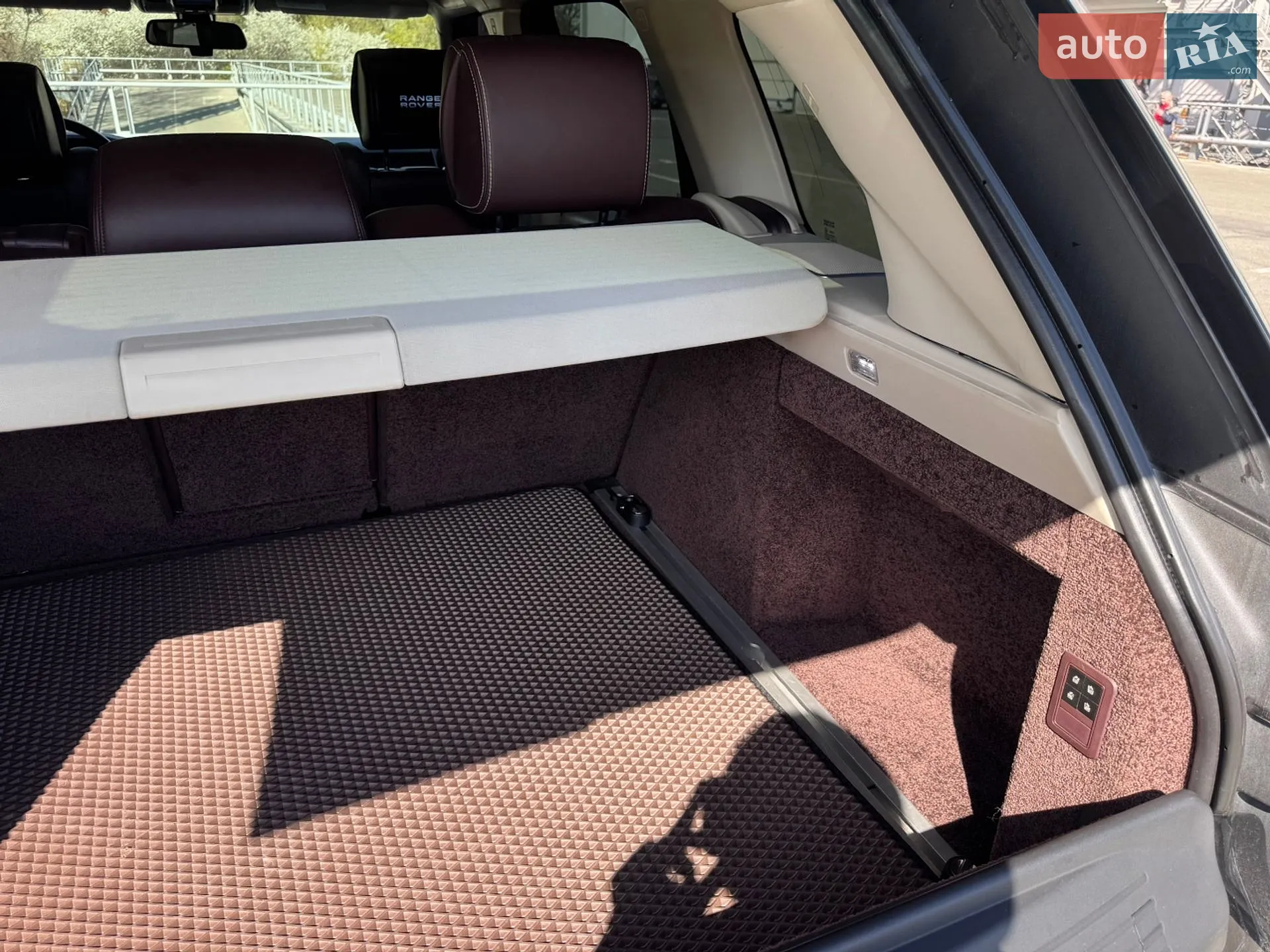 2013 Land Rover Range Rover - мініатюра 55