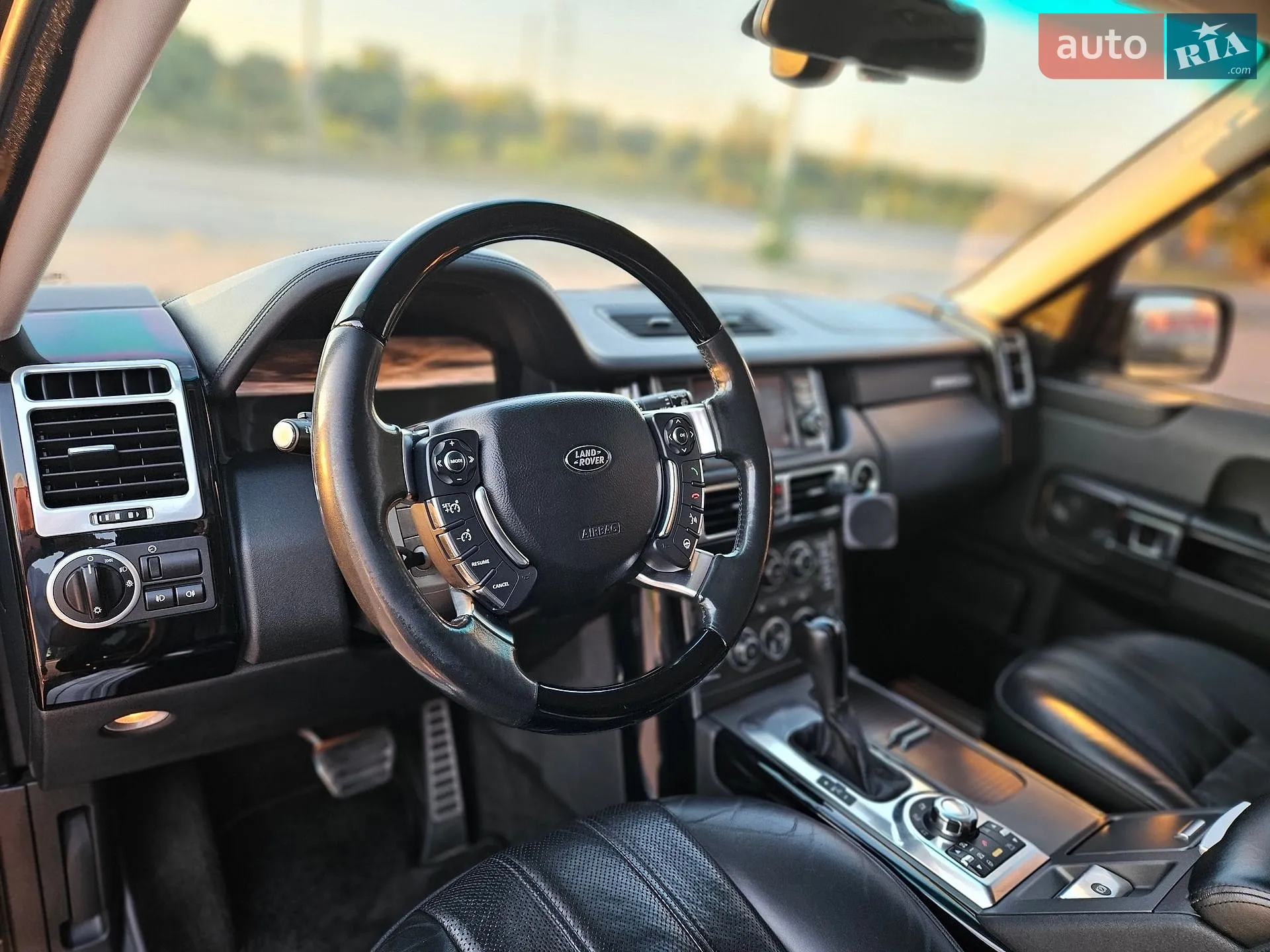 2010 Land Rover Range Rover - мініатюра 9