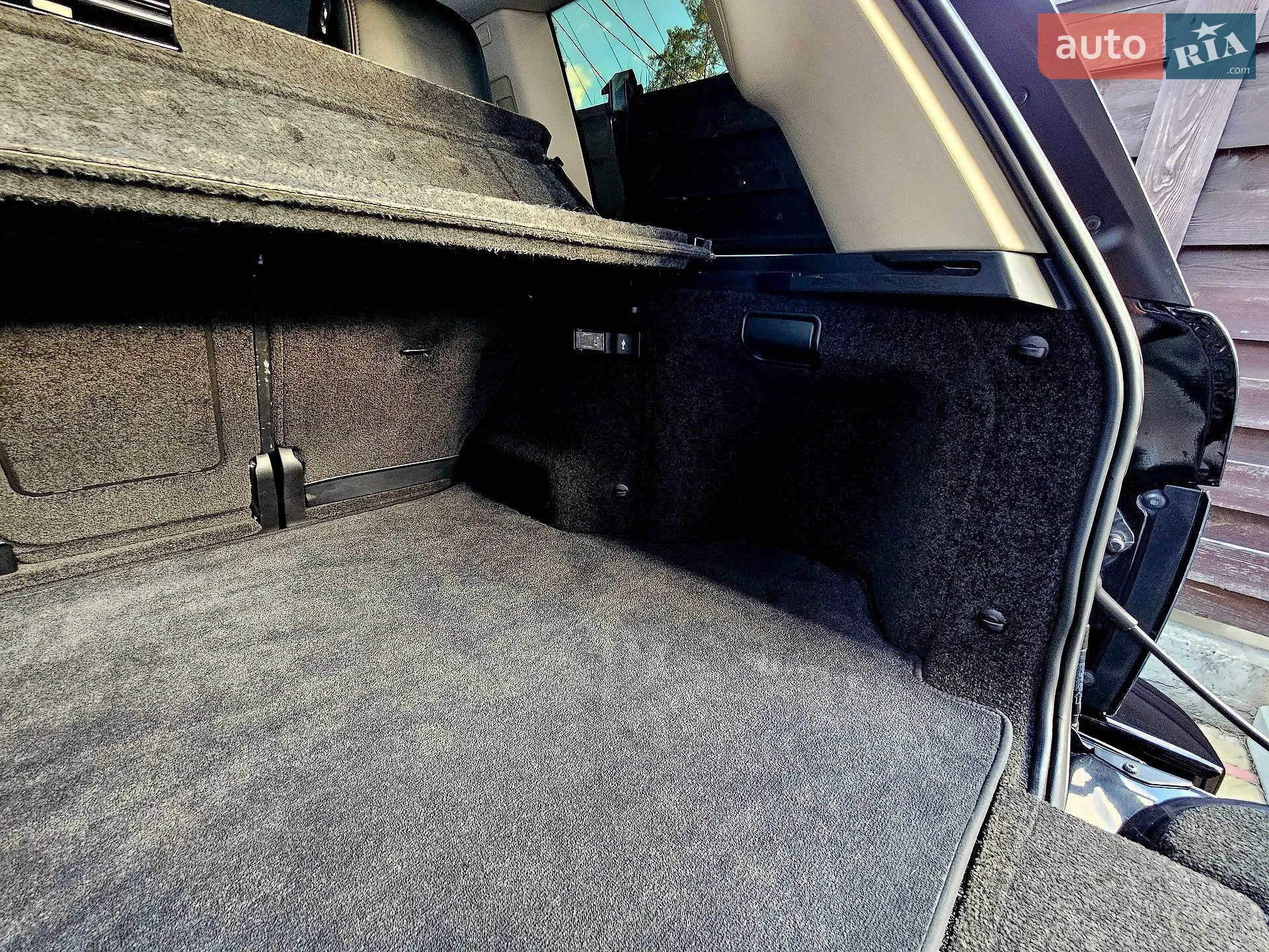 2010 Land Rover Range Rover - мініатюра 24