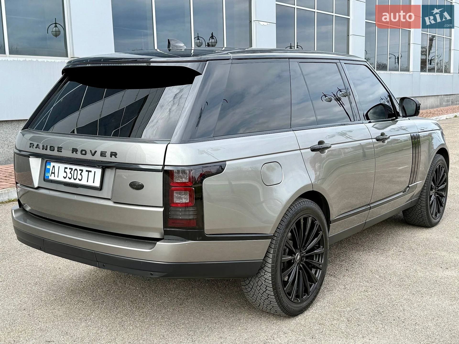 2017 Land Rover Range Rover - мініатюра 21
