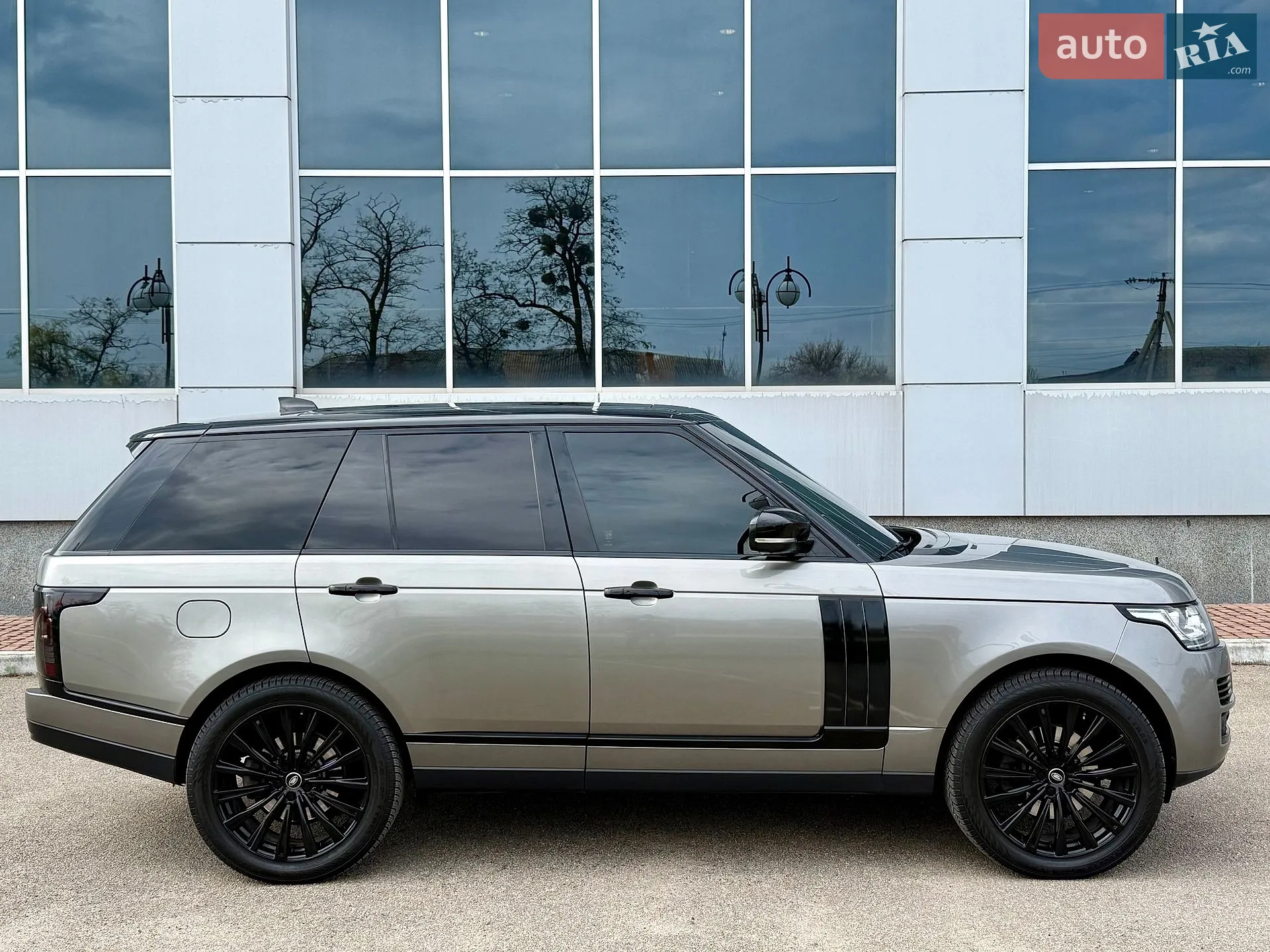2017 Land Rover Range Rover - мініатюра 8