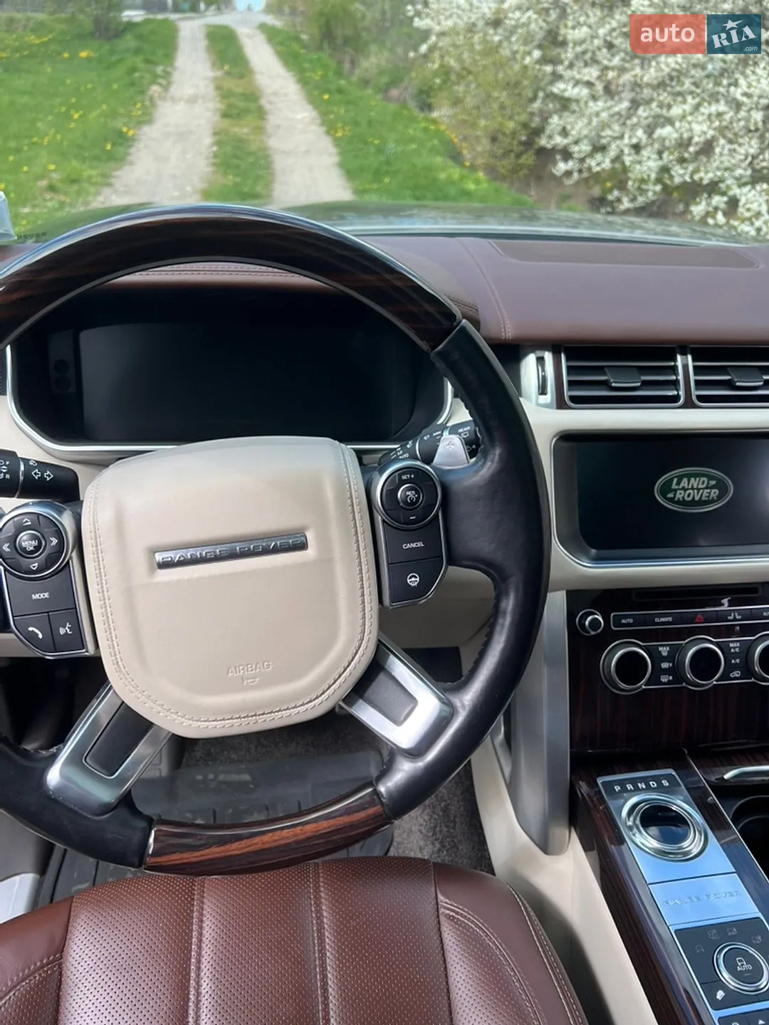 2017 Land Rover Range Rover - мініатюра 17