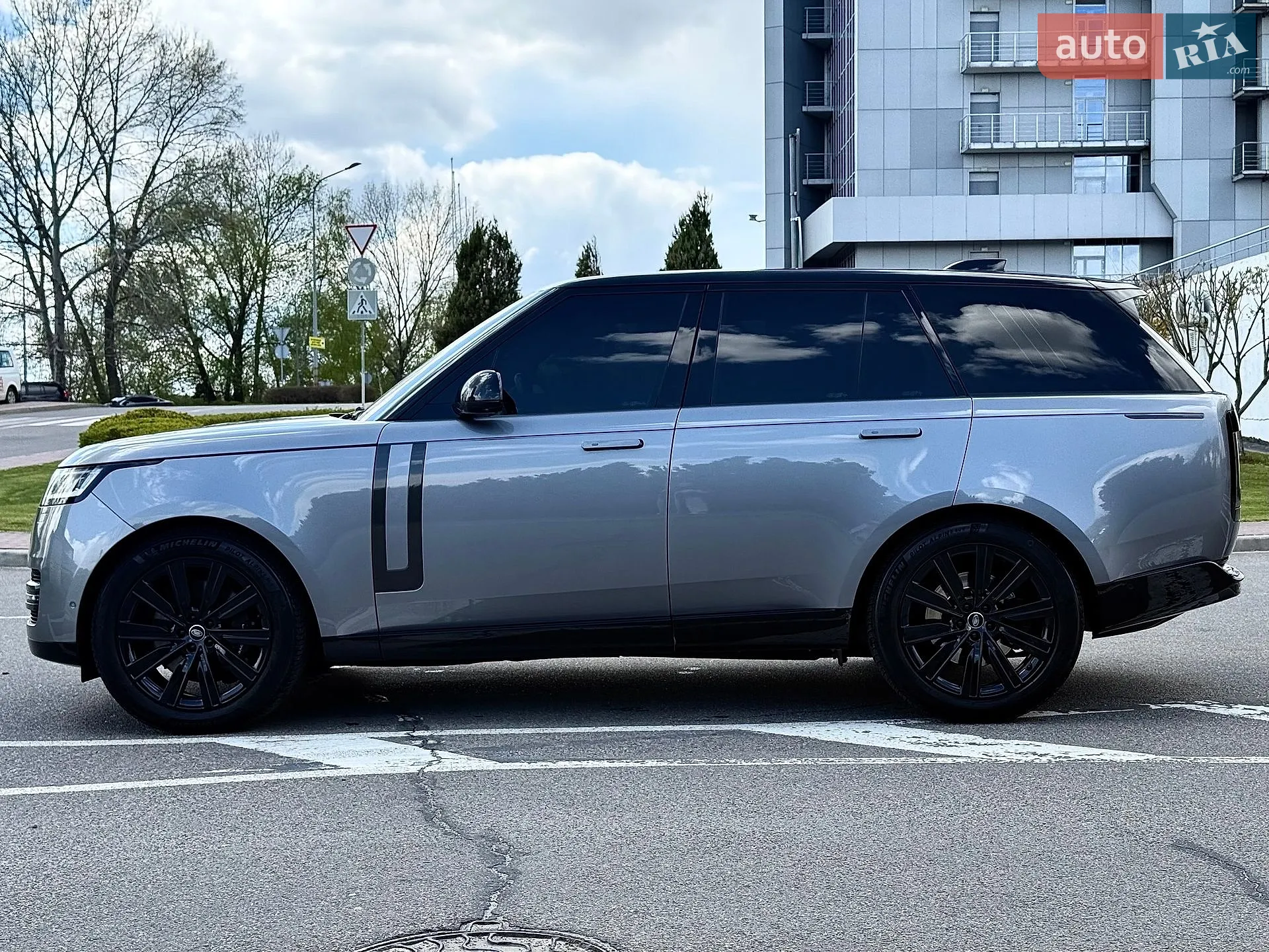 2022 Land Rover Range Rover - мініатюра 10
