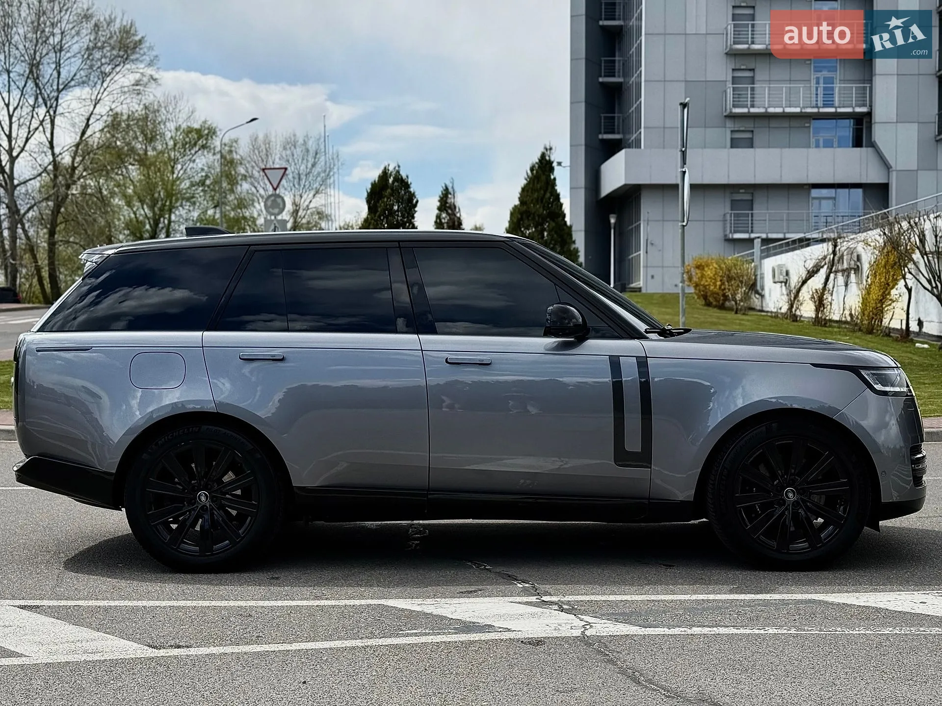 2022 Land Rover Range Rover - мініатюра 12