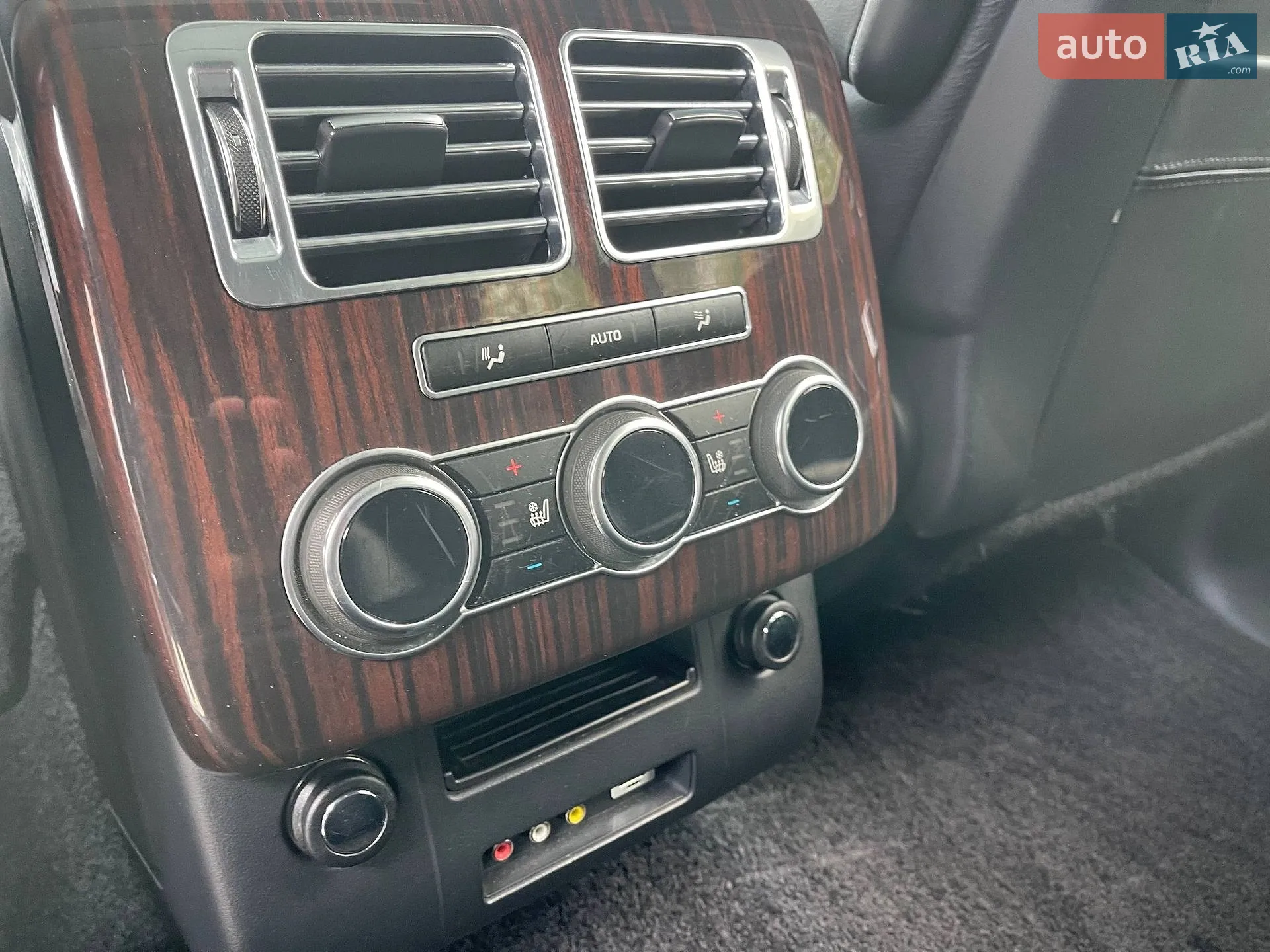 2013 Land Rover Range Rover - мініатюра 37