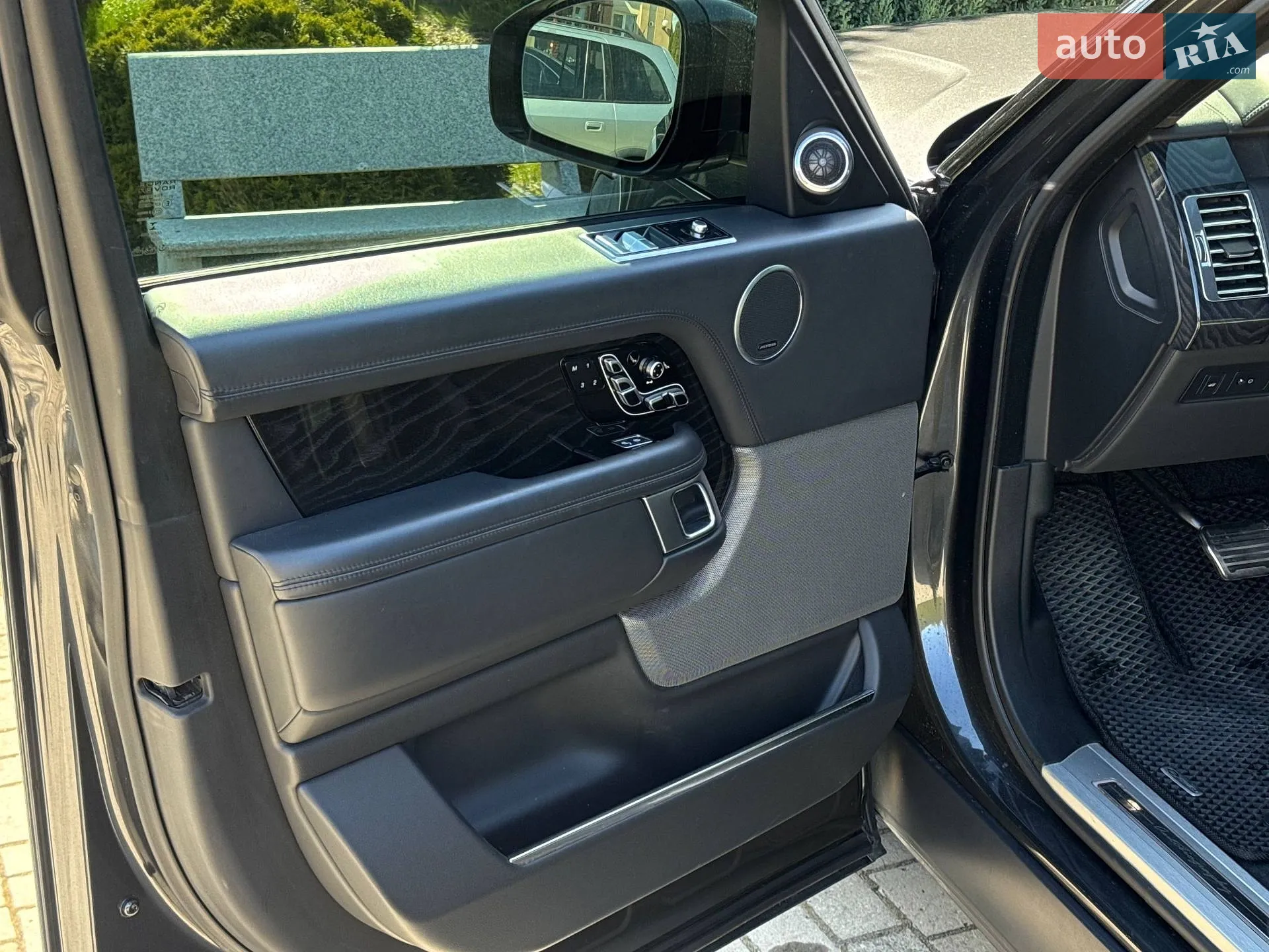 2020 Land Rover Range Rover - мініатюра 46