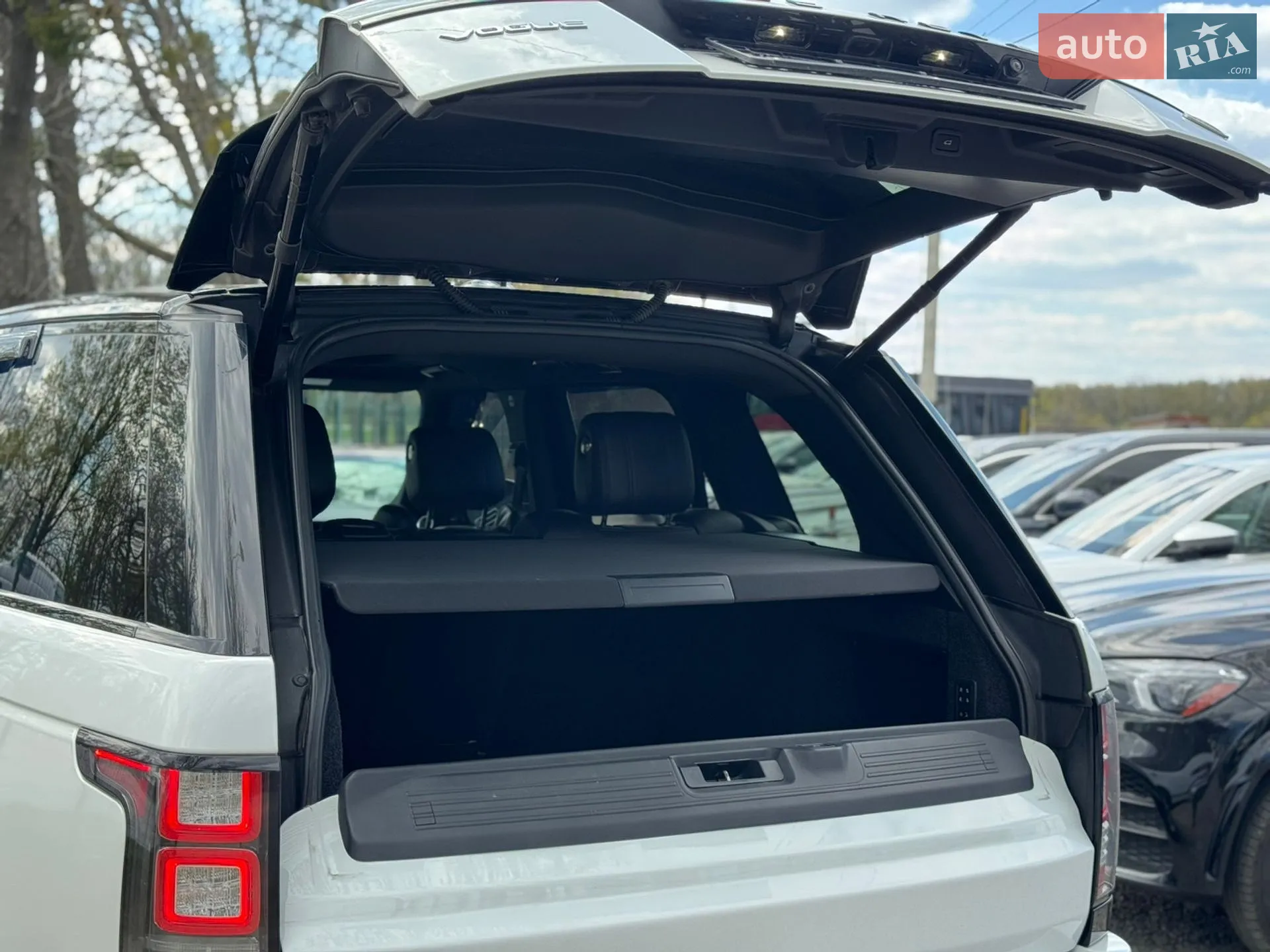 2014 Land Rover Range Rover - мініатюра 57