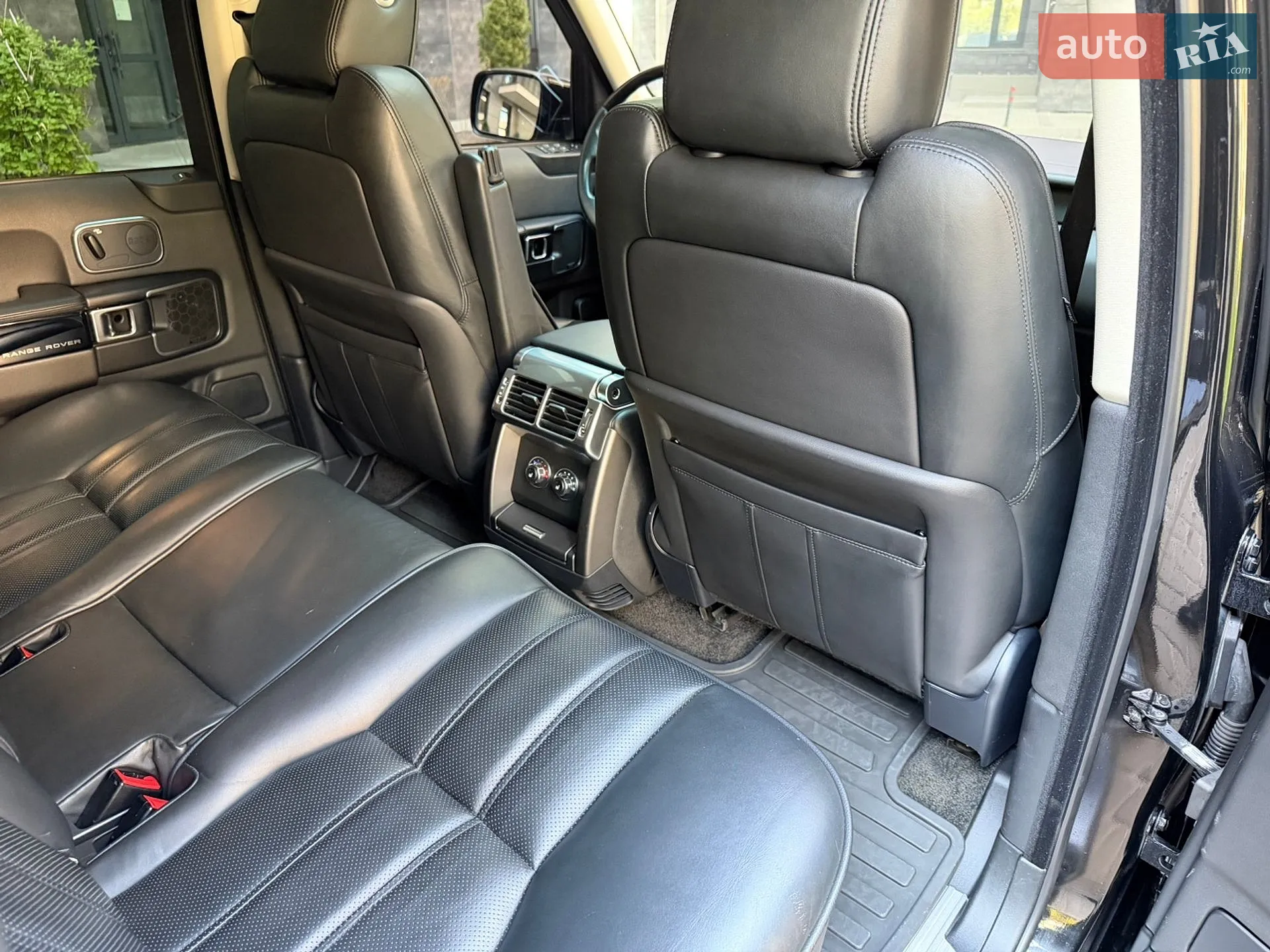 2012 Land Rover Range Rover - мініатюра 35