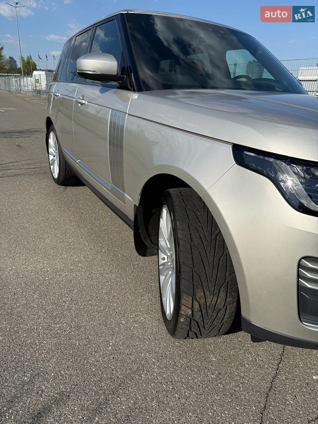 2018 Land Rover Range Rover - мініатюра 3