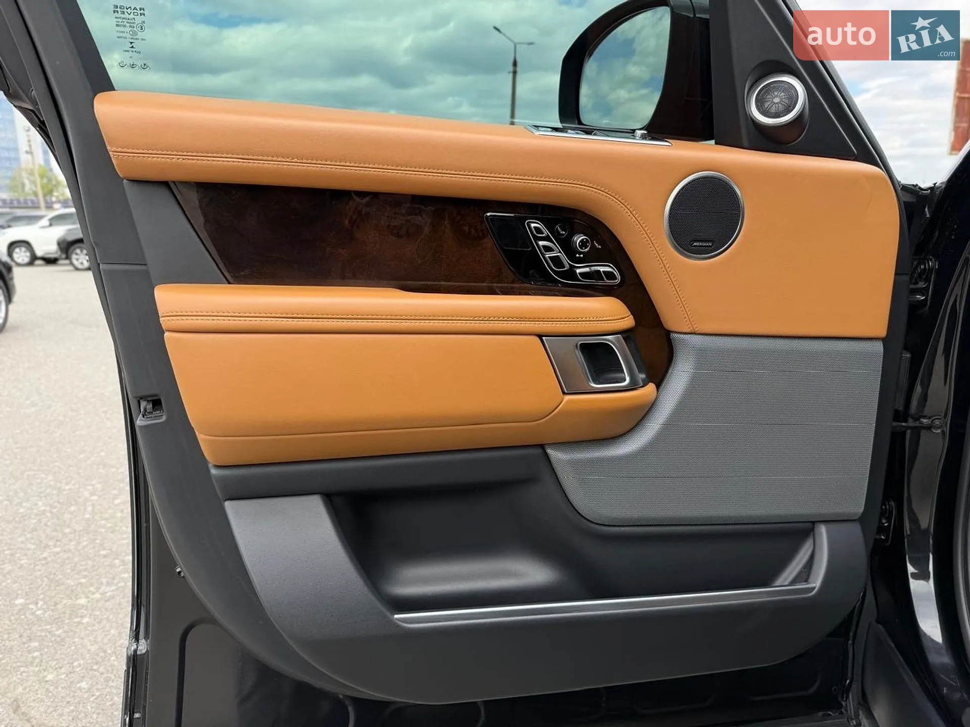 2018 Land Rover Range Rover - мініатюра 46