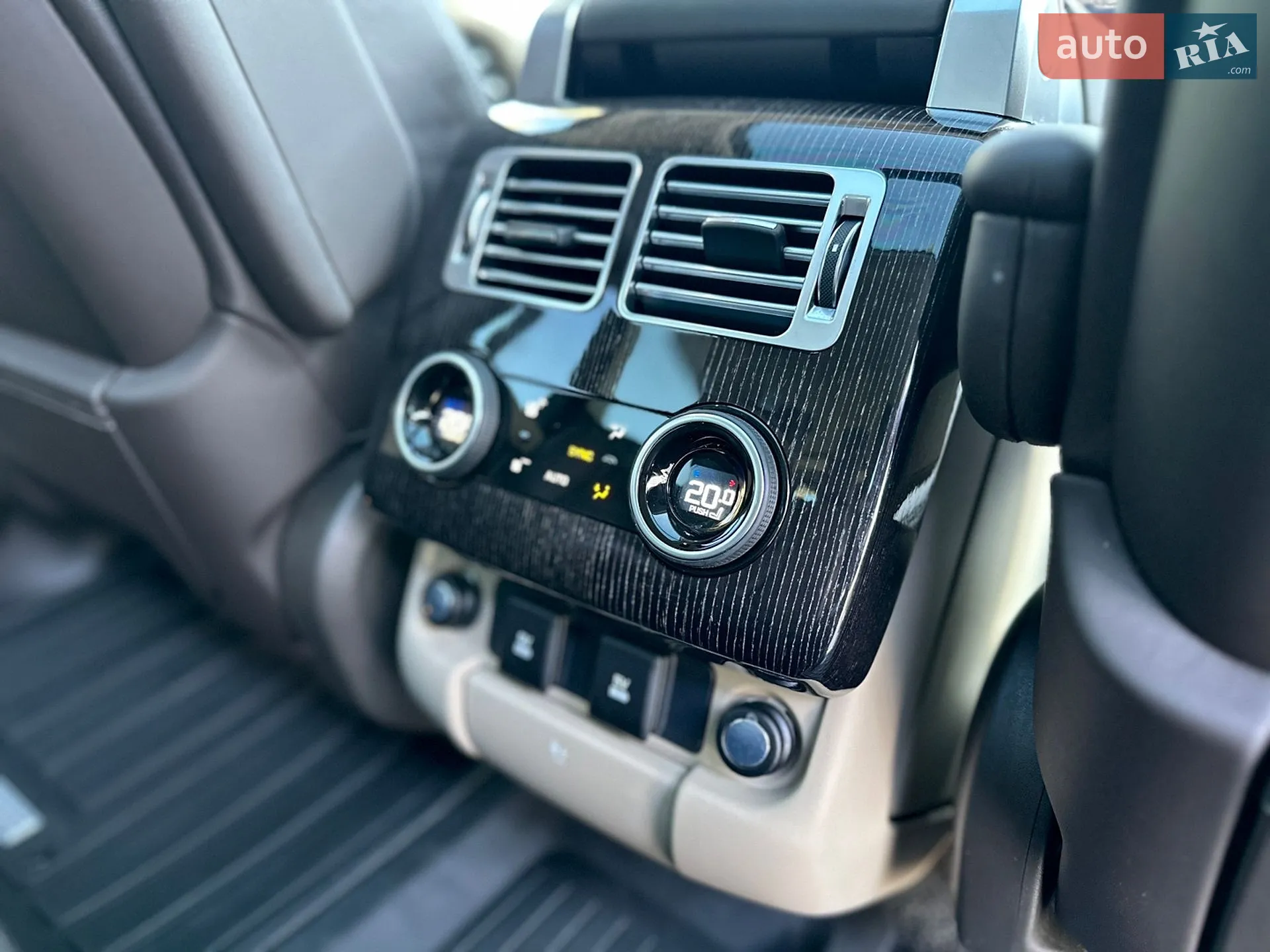 2019 Land Rover Range Rover - мініатюра 34