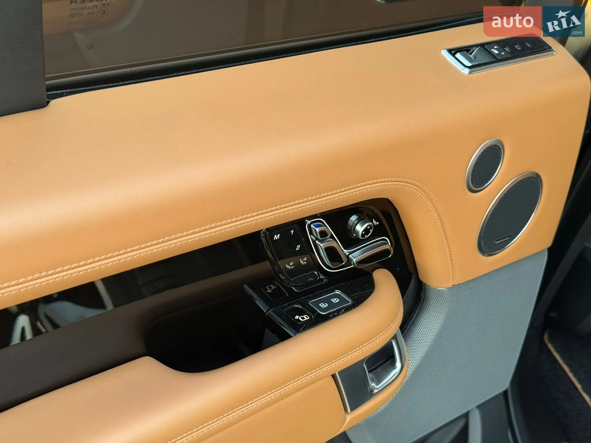 2021 Land Rover Range Rover - мініатюра 17
