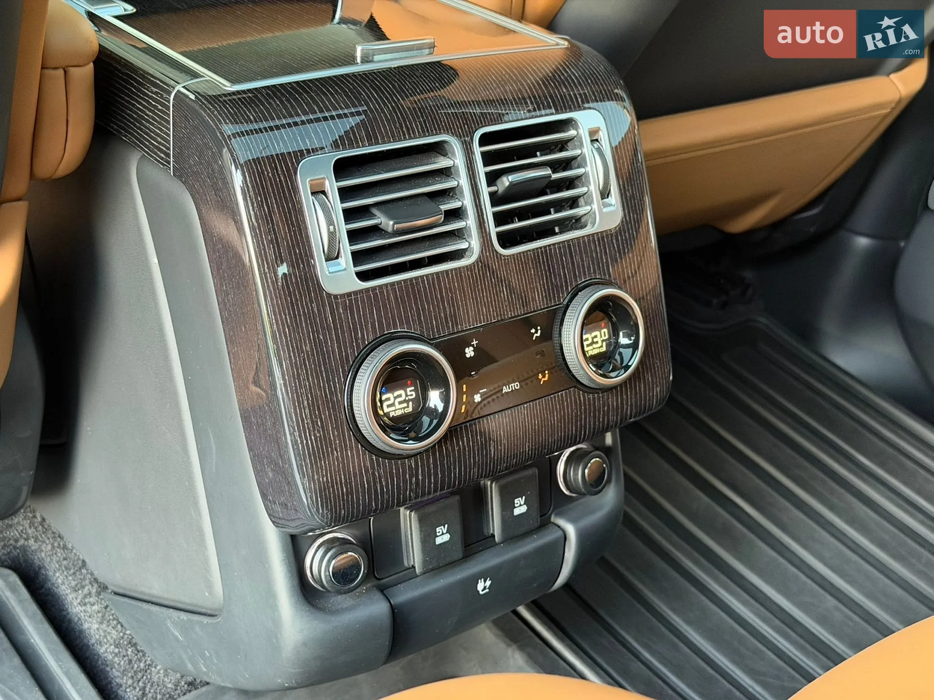 2019 Land Rover Range Rover - мініатюра 23
