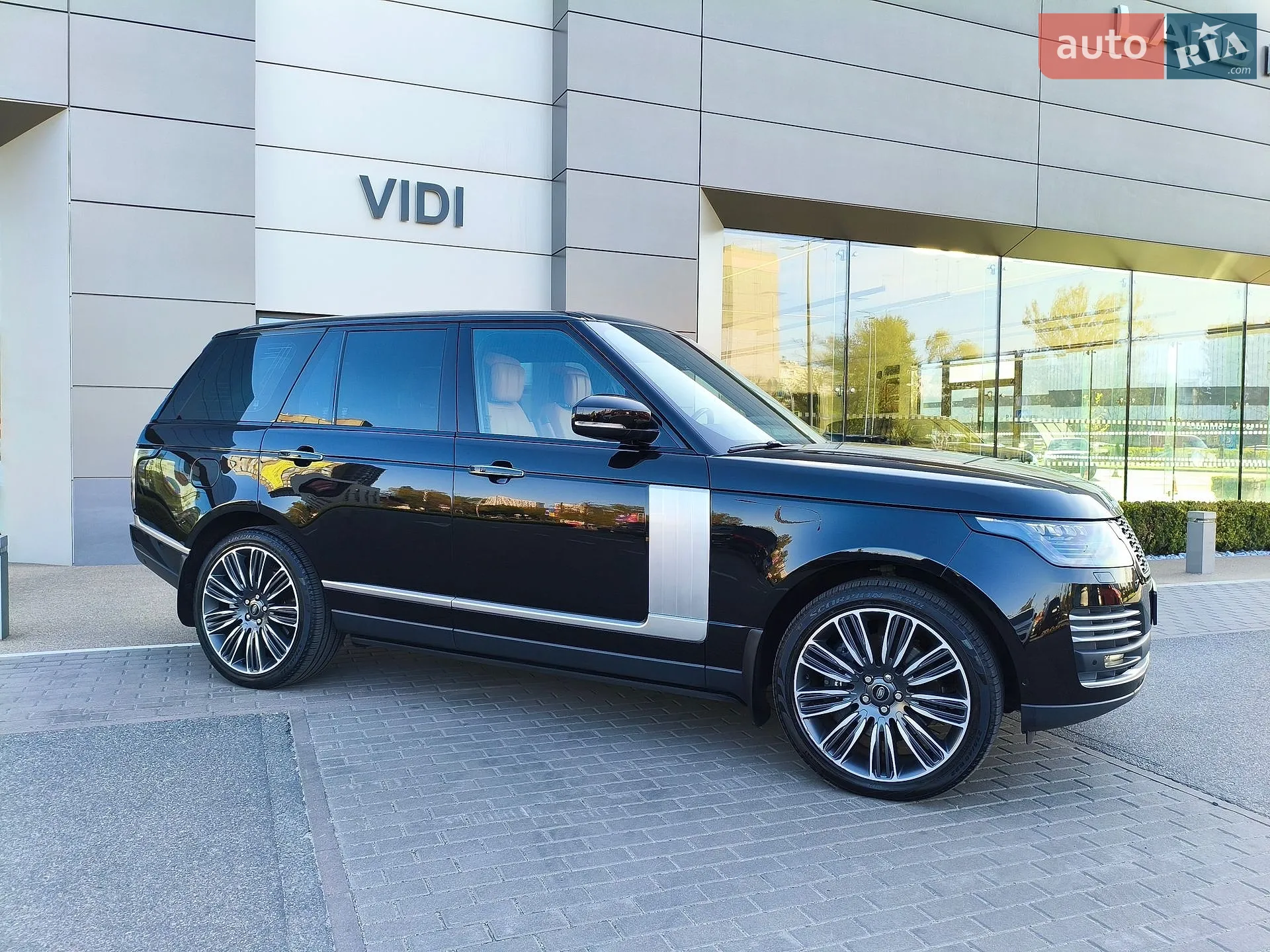 2021 Land Rover Range Rover - мініатюра 20