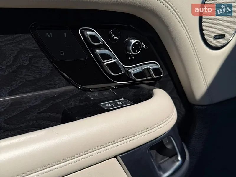 Land Rover Range Rover 2020 VIN SALGA2BJ2LA405099 фото оголошення 25 з 57