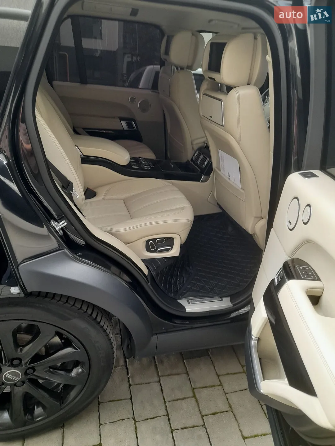 2013 Land Rover Range Rover - мініатюра 17