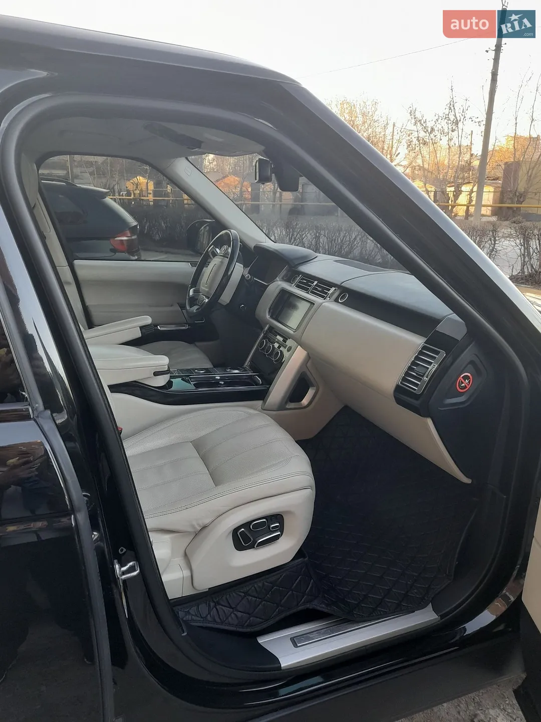 2013 Land Rover Range Rover - мініатюра 30