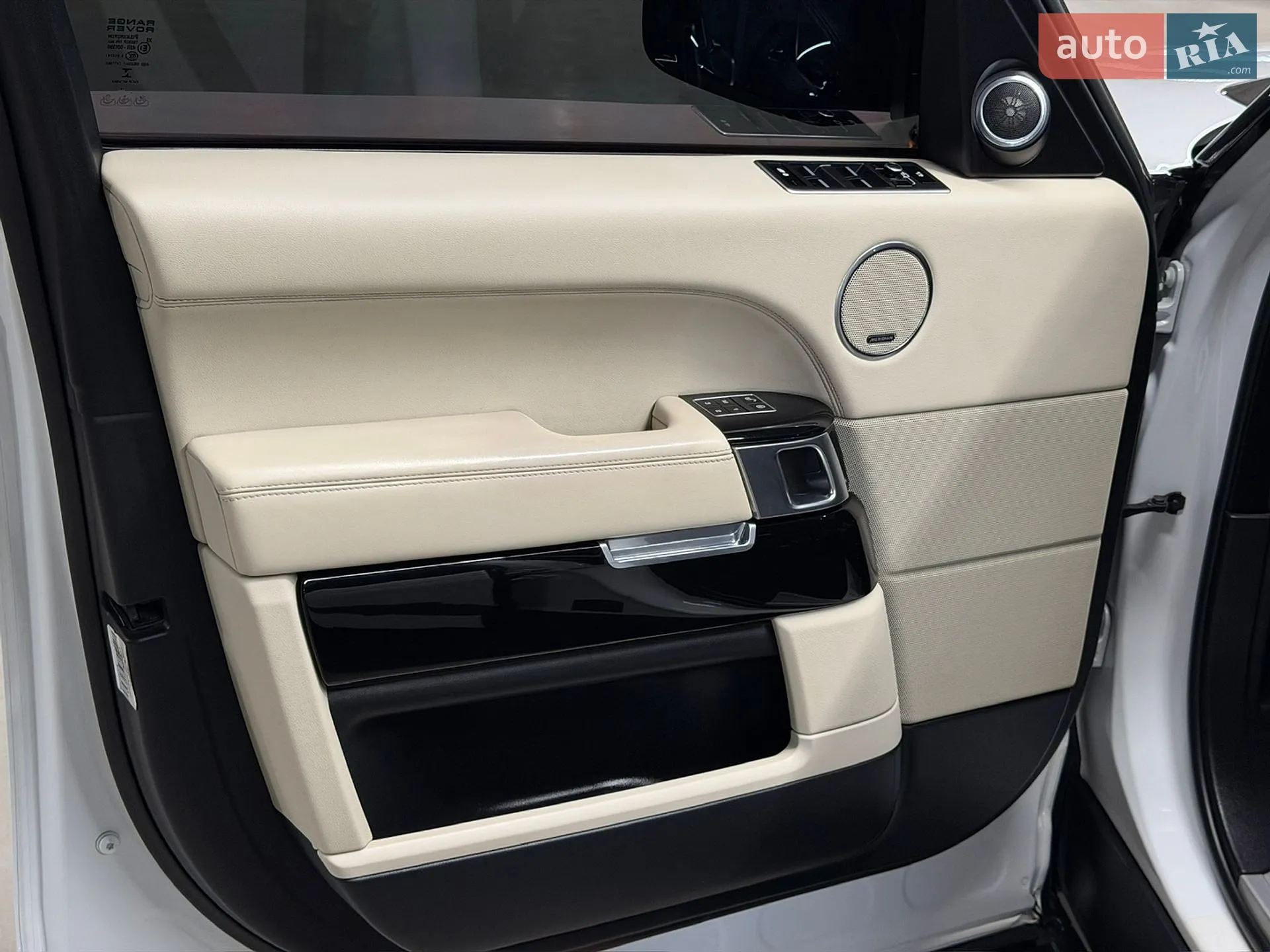 2013 Land Rover Range Rover - мініатюра 15