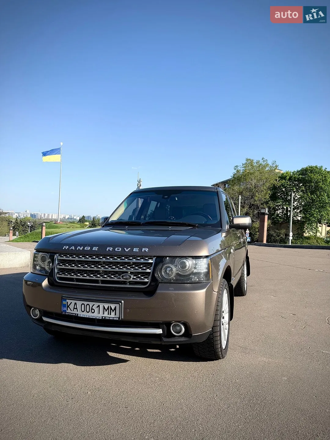 2012 Land Rover Range Rover - мініатюра 23
