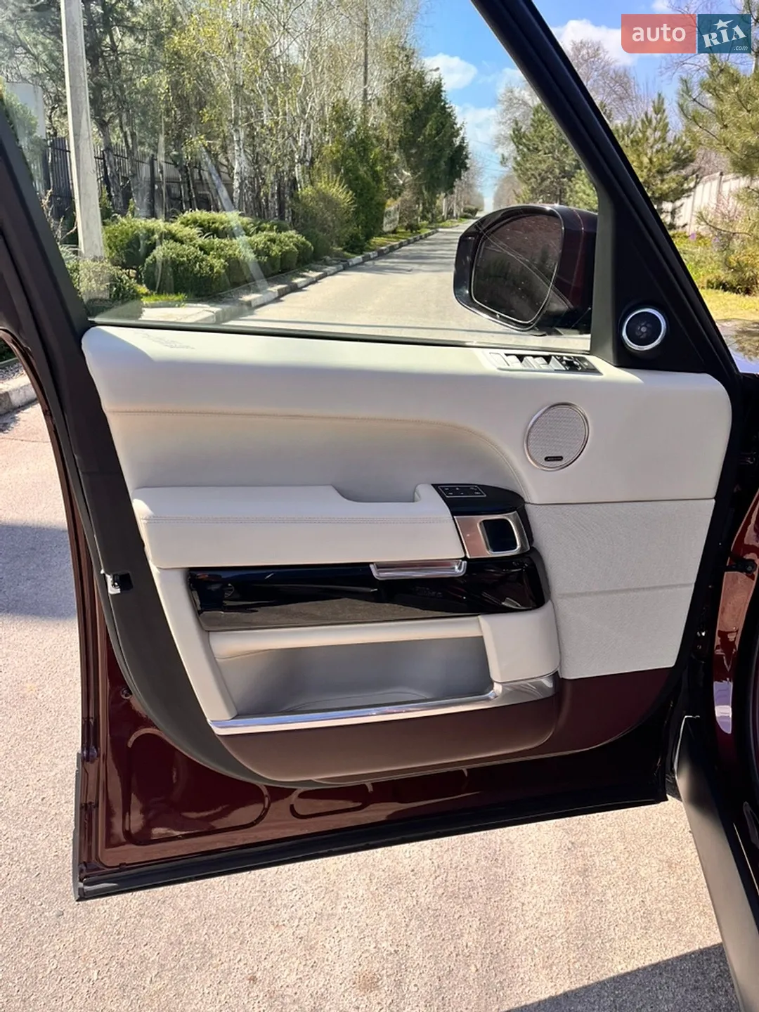 2014 Land Rover Range Rover - мініатюра 14
