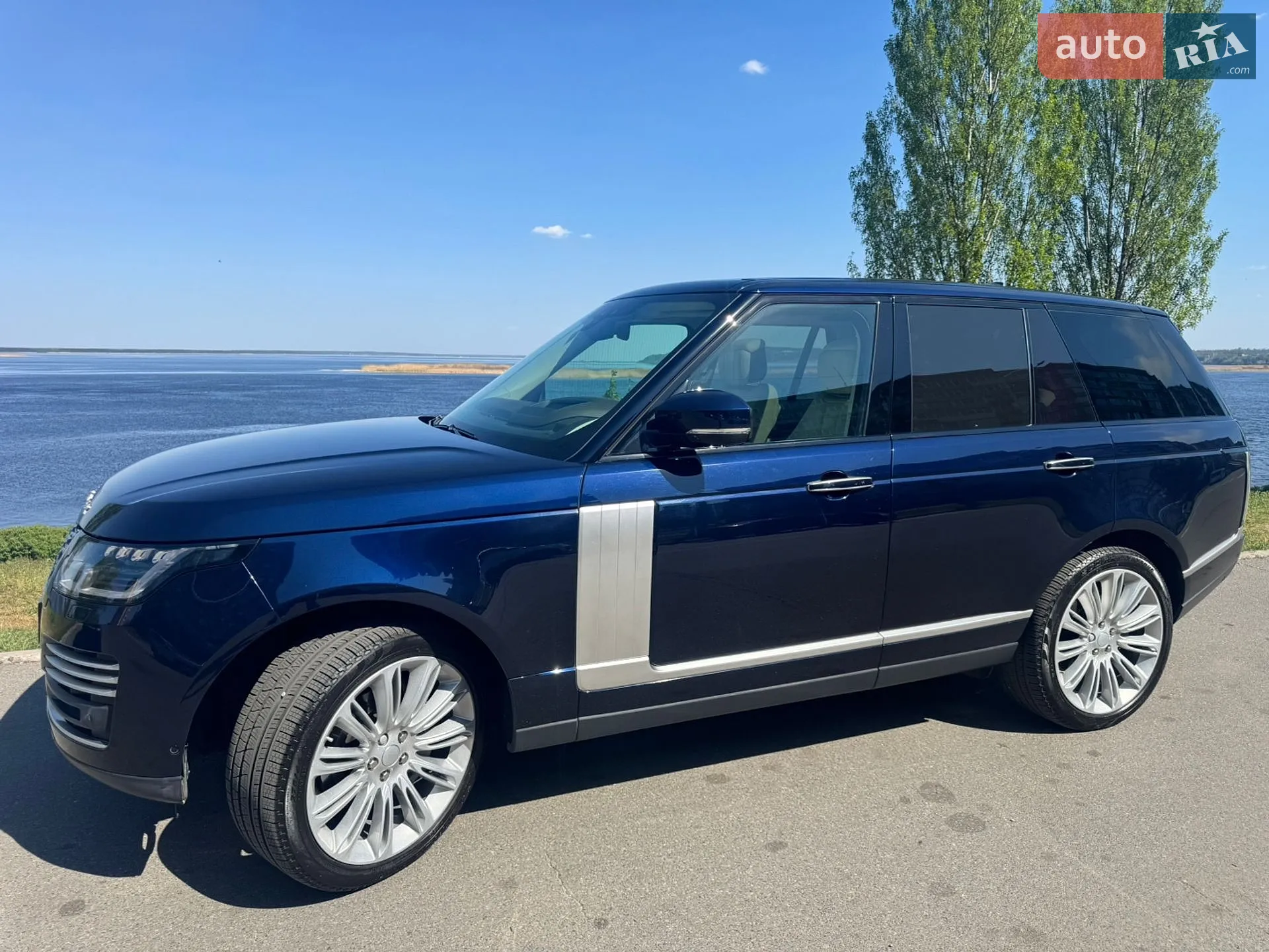 2020 Land Rover Range Rover - мініатюра 26
