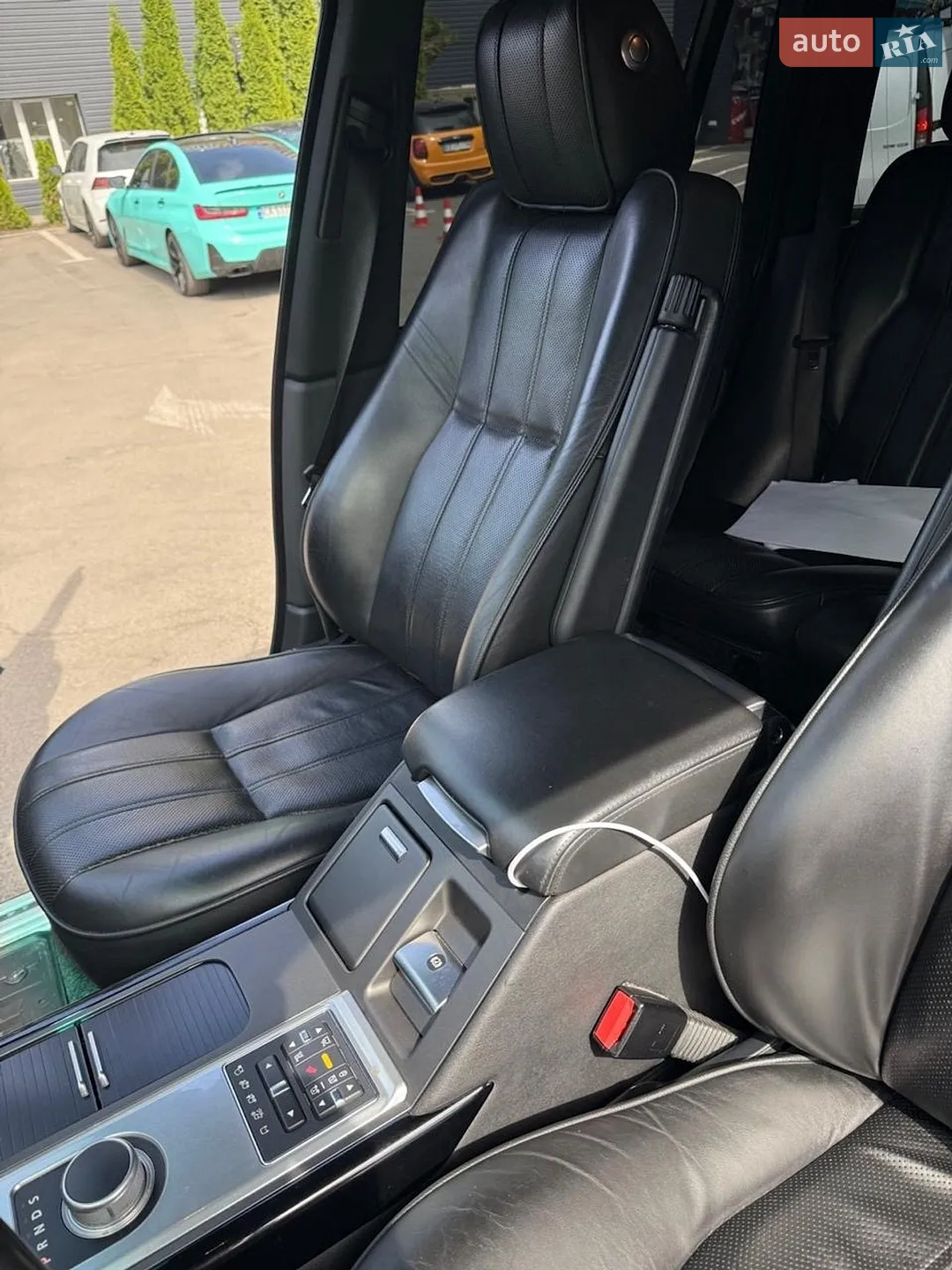 2011 Land Rover Range Rover - мініатюра 17