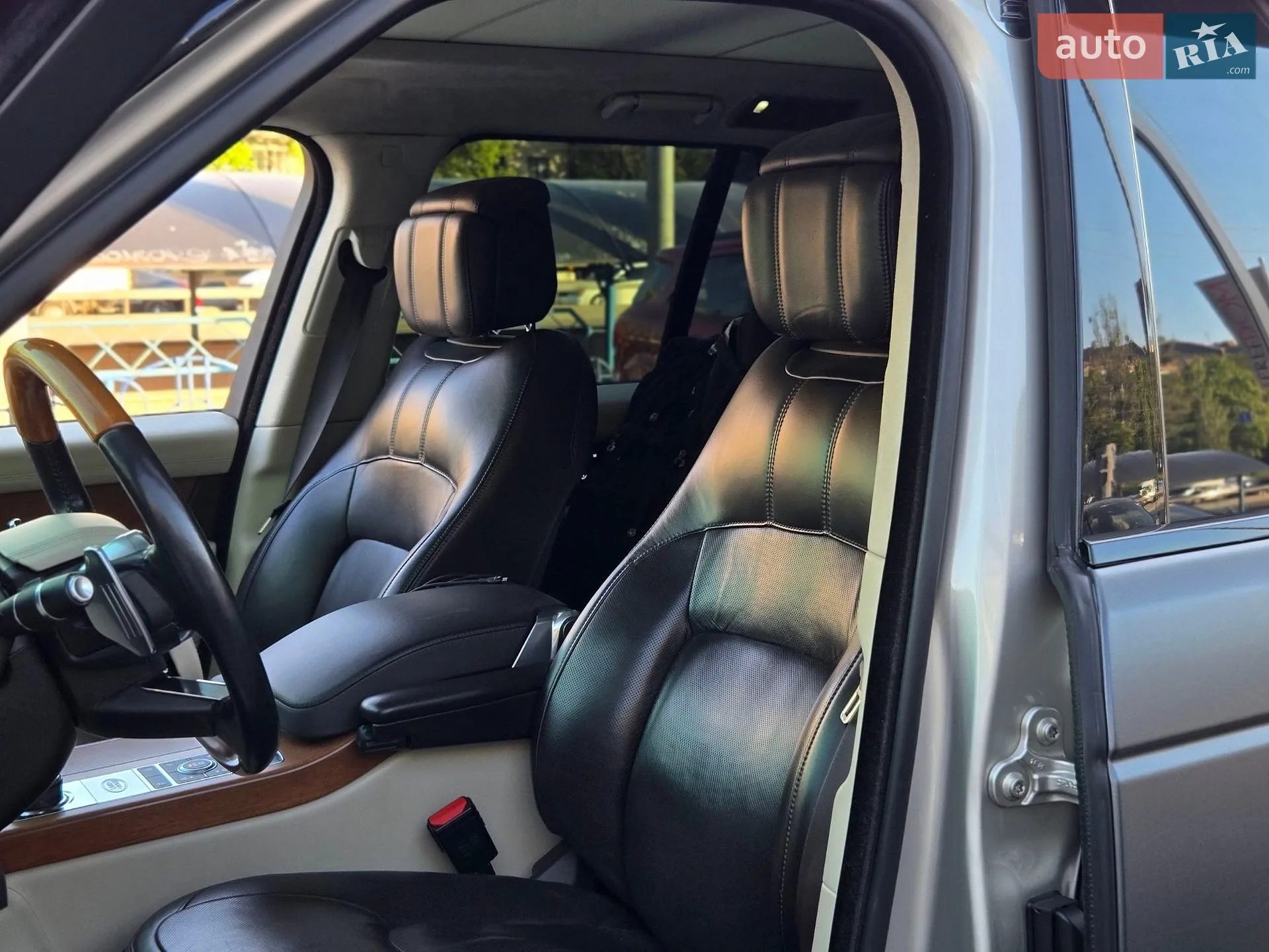 2019 Land Rover Range Rover - мініатюра 16