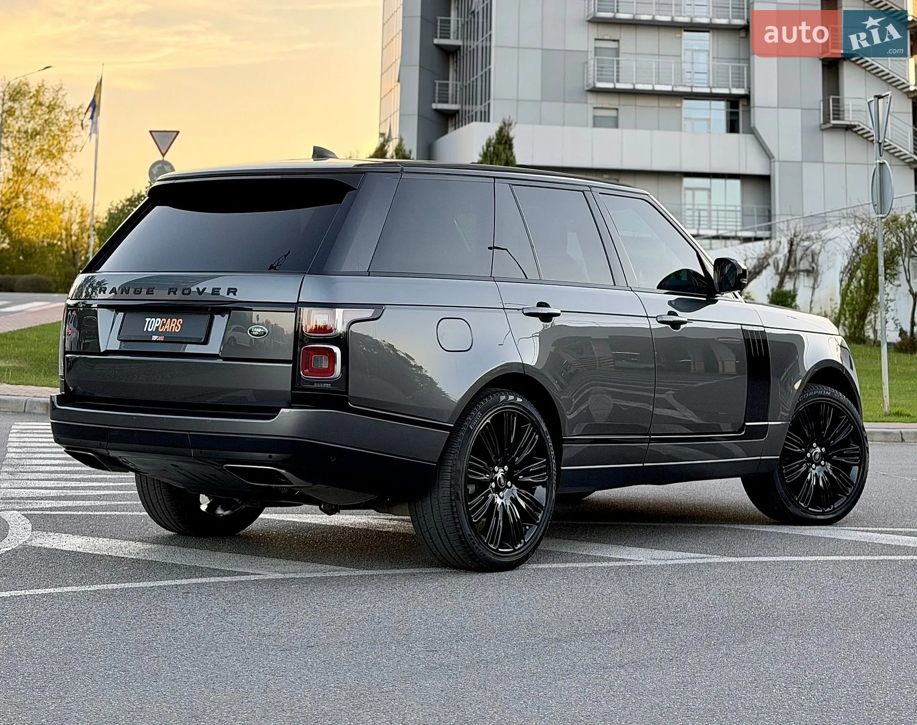 2018 Land Rover Range Rover - мініатюра 19