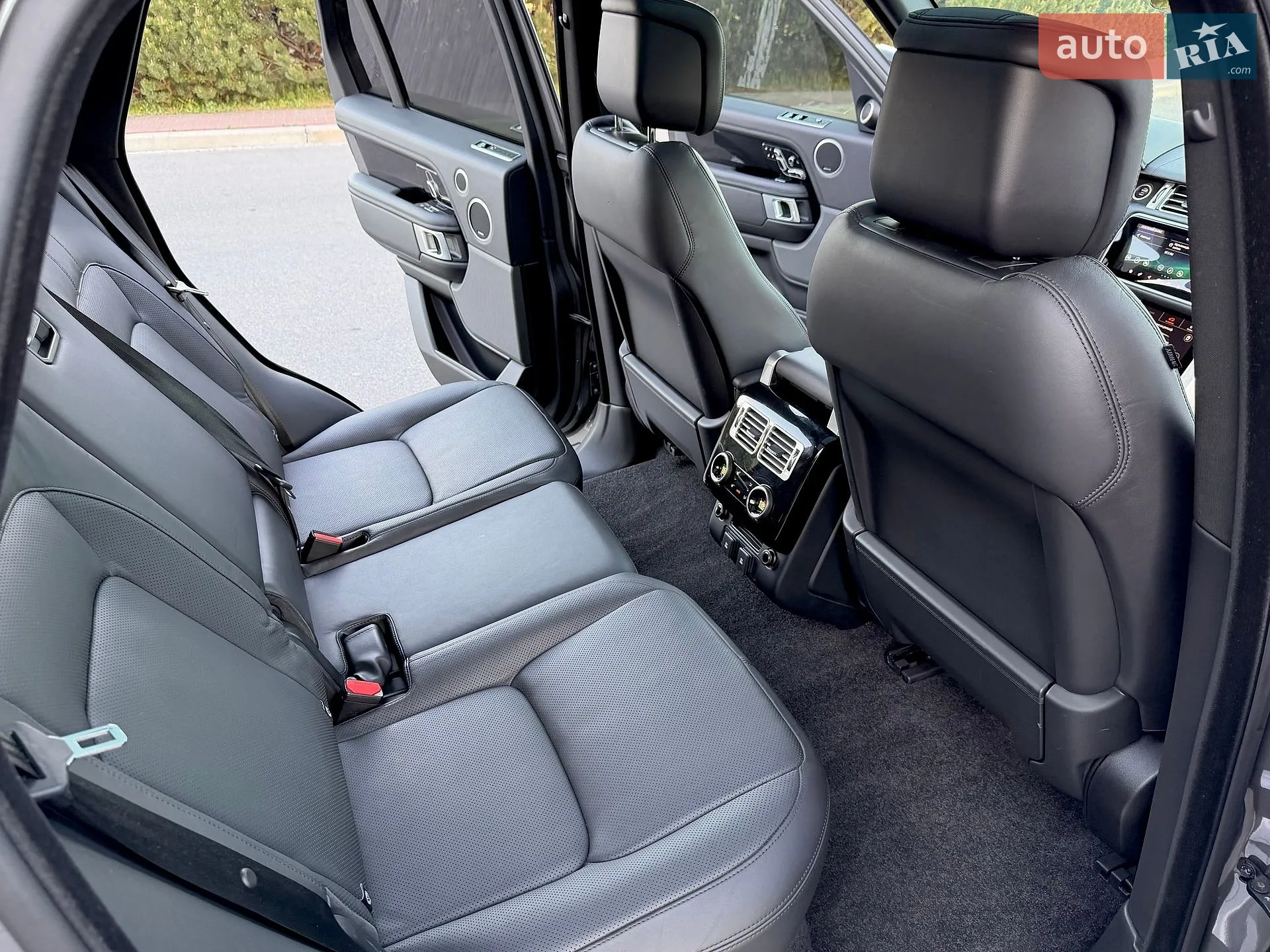2018 Land Rover Range Rover - мініатюра 39