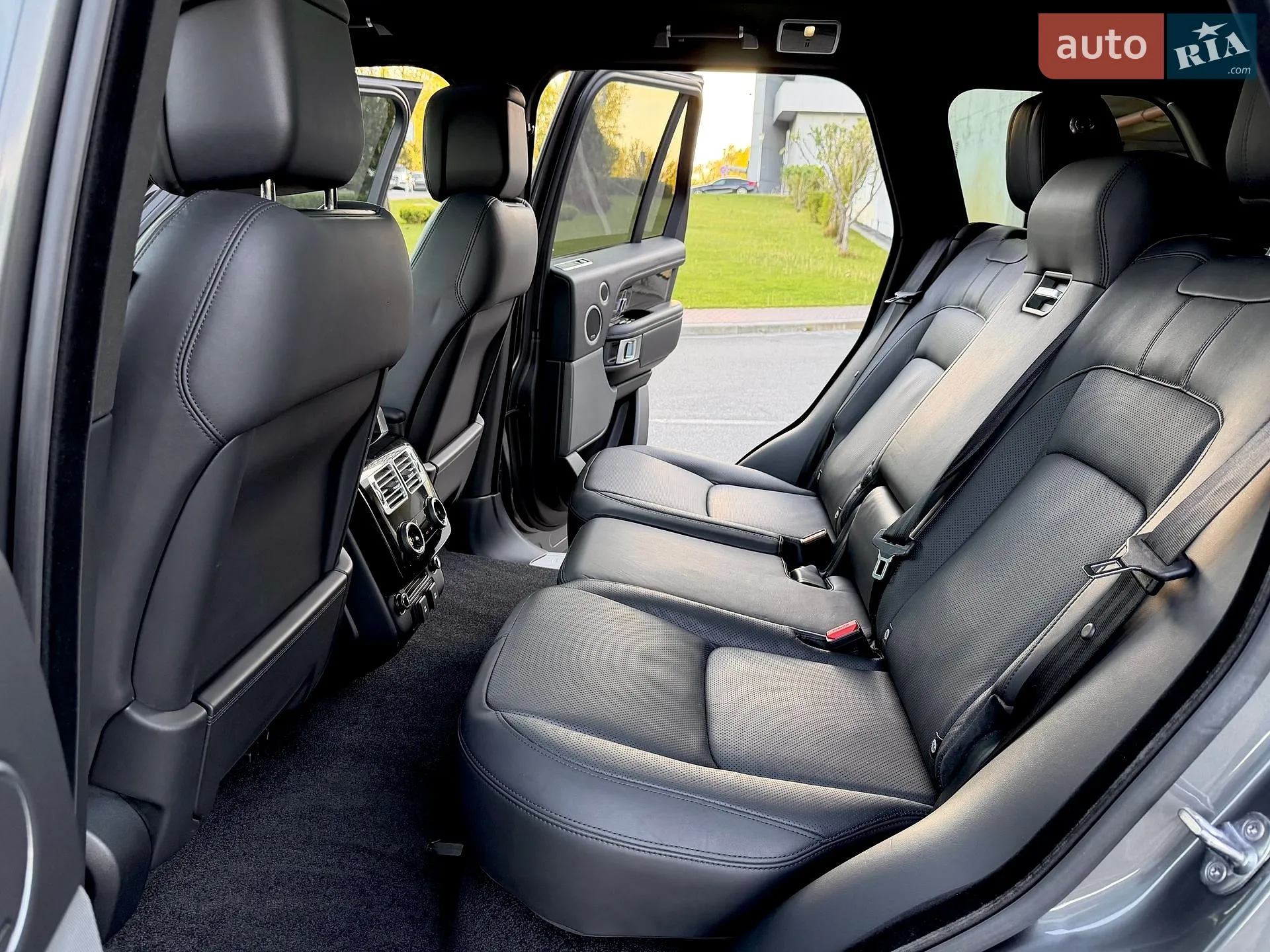2018 Land Rover Range Rover - мініатюра 44