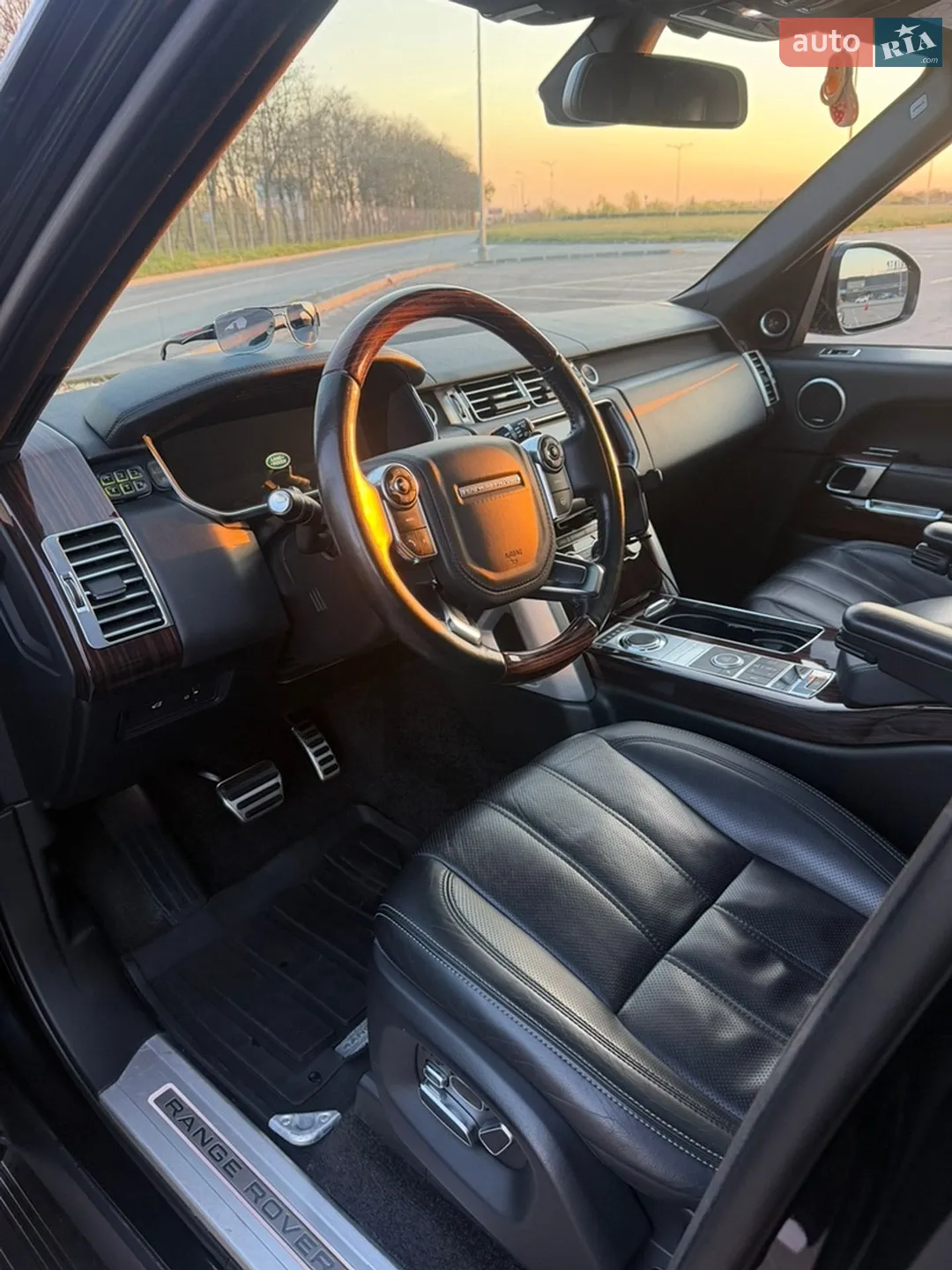 2014 Land Rover Range Rover - мініатюра 48