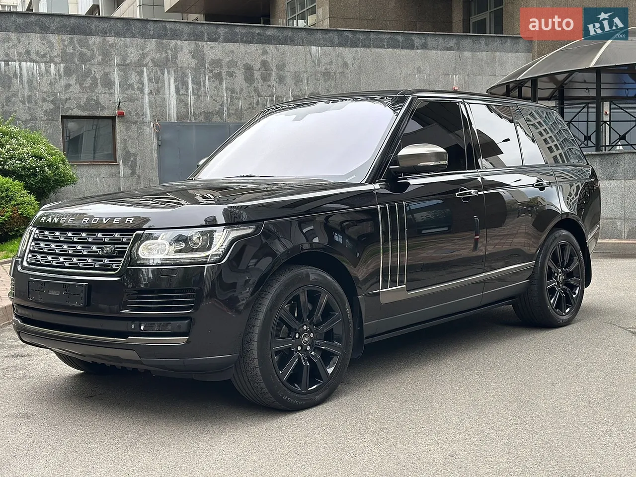 2012 Land Rover Range Rover - мініатюра 23