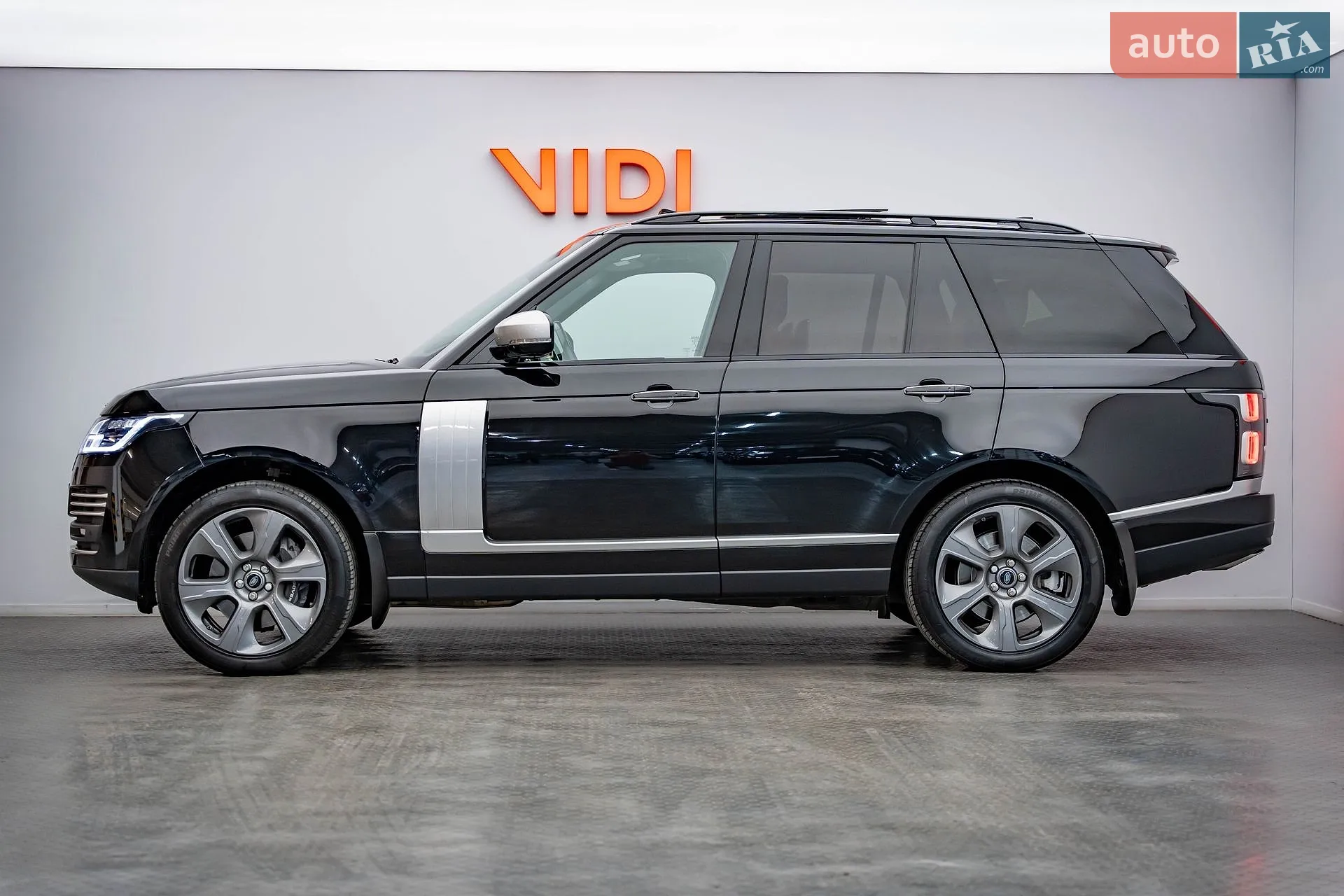 2018 Land Rover Range Rover - мініатюра 3