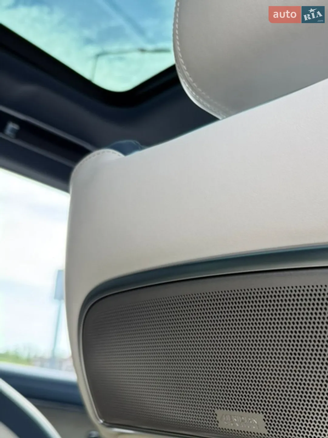 2025 Land Rover Range Rover - мініатюра 8