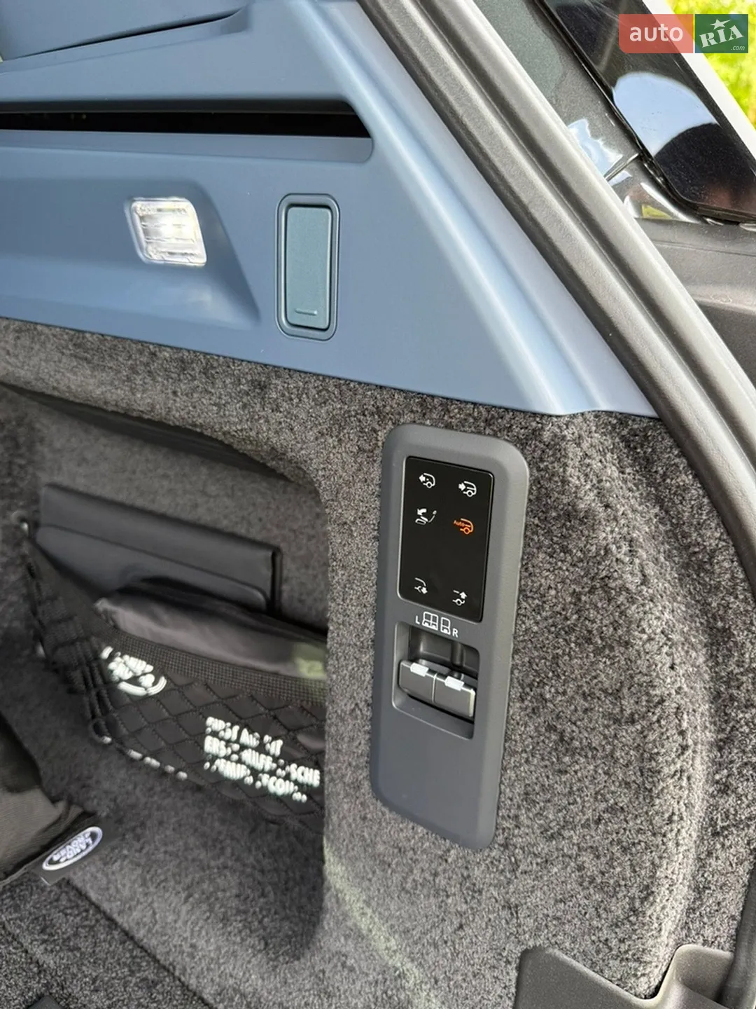 2025 Land Rover Range Rover - мініатюра 37